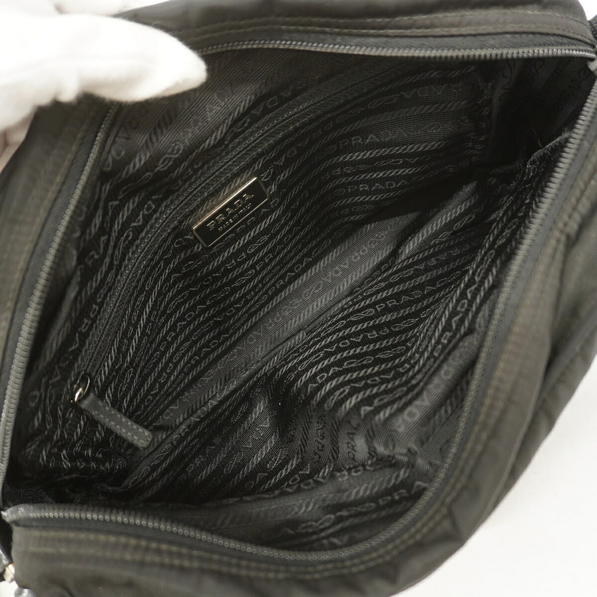 Prada Black Nylon Shoulder Bag (Pre-Owned)