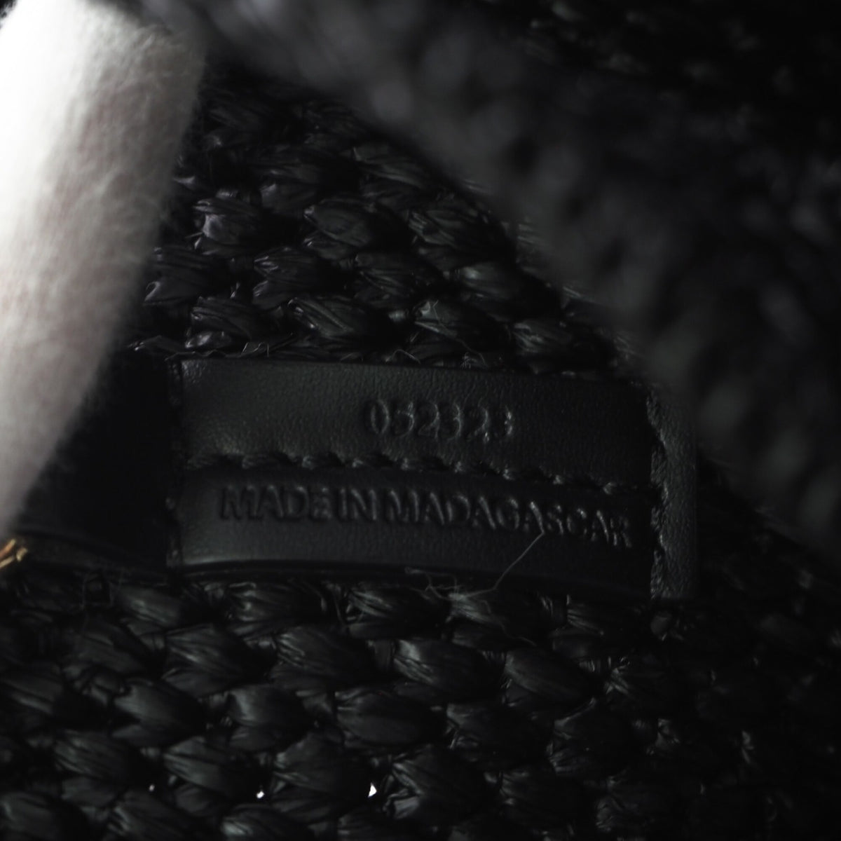 Loewe Black White Raffia Leather Handbag (Pre-Owned)