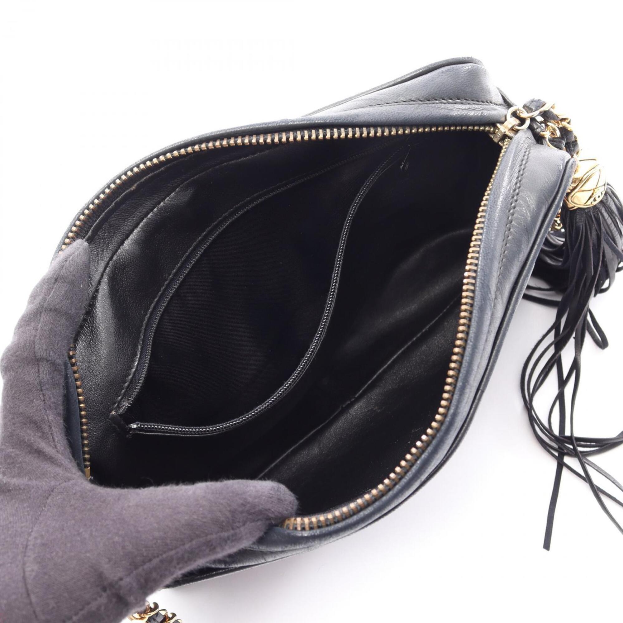 Chanel Black Leather Handbag Shoulder Bag (Pre-Owned)