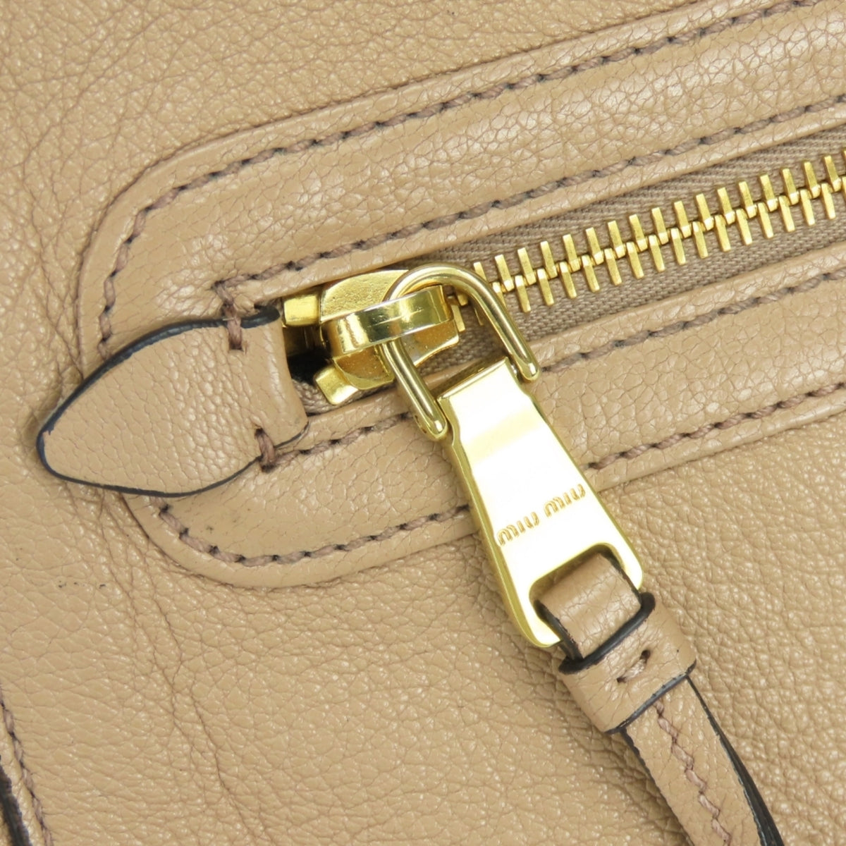 Miu Miu Pink Beige Leather Handbag (Pre-Owned)