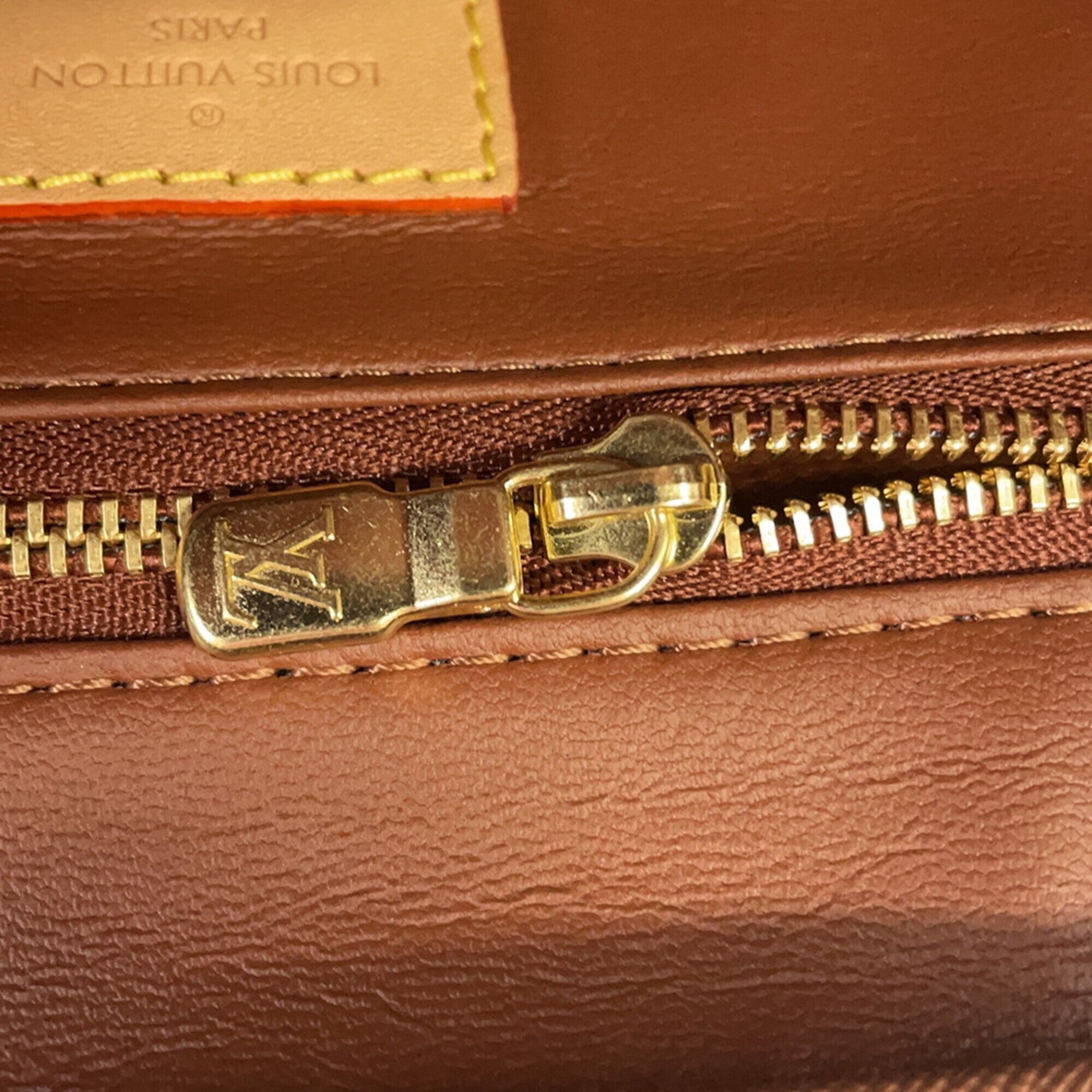 Louis Vuitton Brown Monogram Monogram Clutch Bag Handbag Pouch (Pre-Owned)