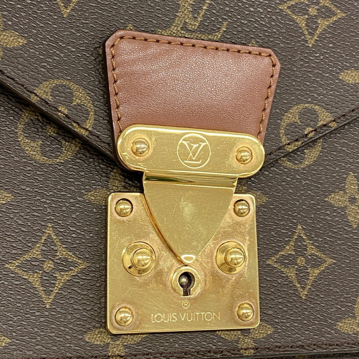 Louis Vuitton Brown Handbag (Pre-Owned)