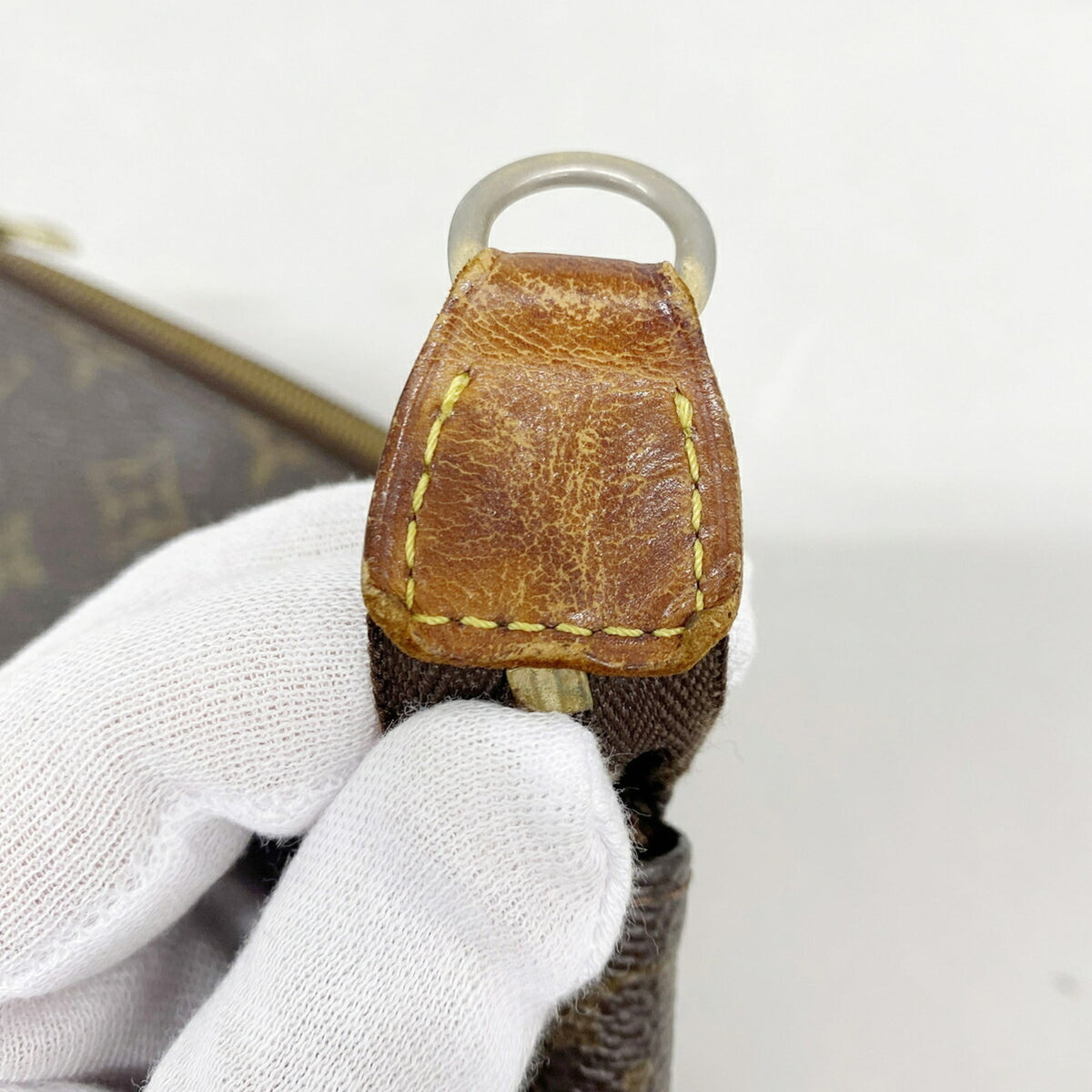 Louis Vuitton Brown Pouch (Pre-Owned)