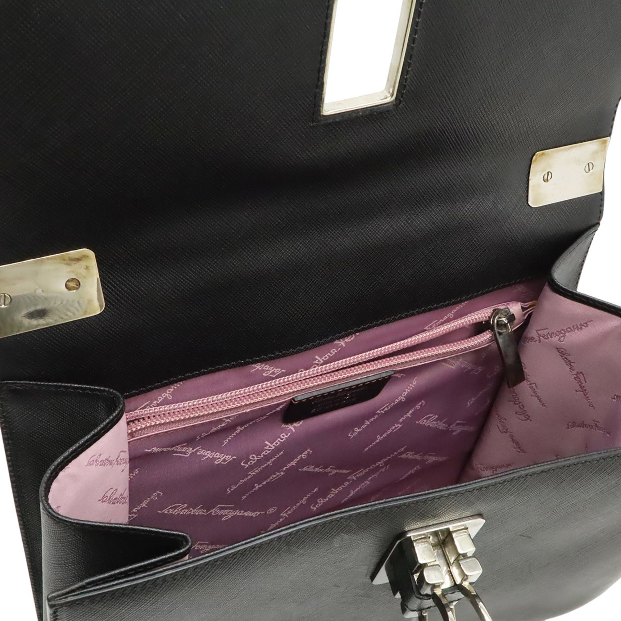 Salvatore Ferragamo Gancini Black Leather Handbag (Pre-Owned)