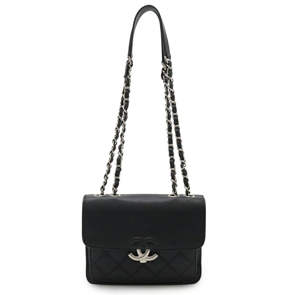 Chanel Black Leather Shoulder Bag (Pre-Owned)