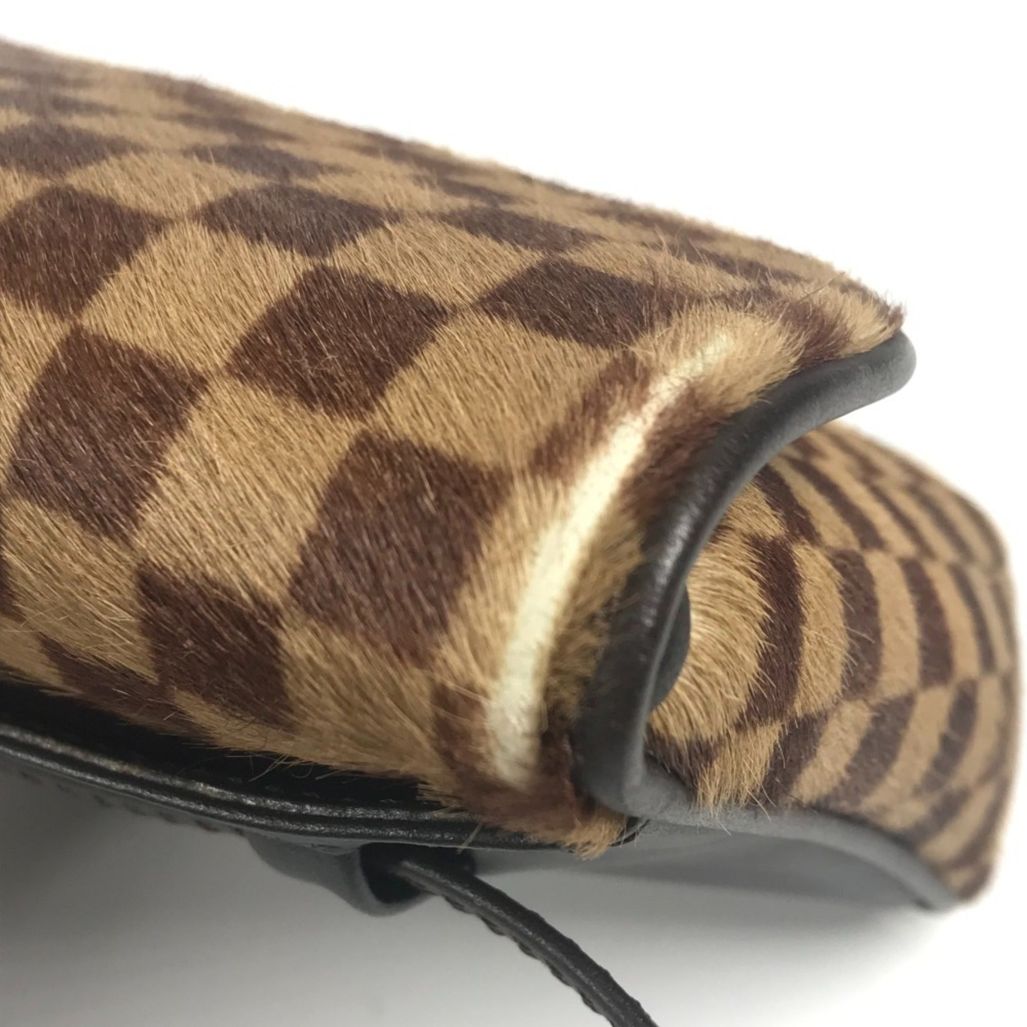 Louis Vuitton Brown Ebene Leather Pochette Shoulder Bag (Pre-Owned)