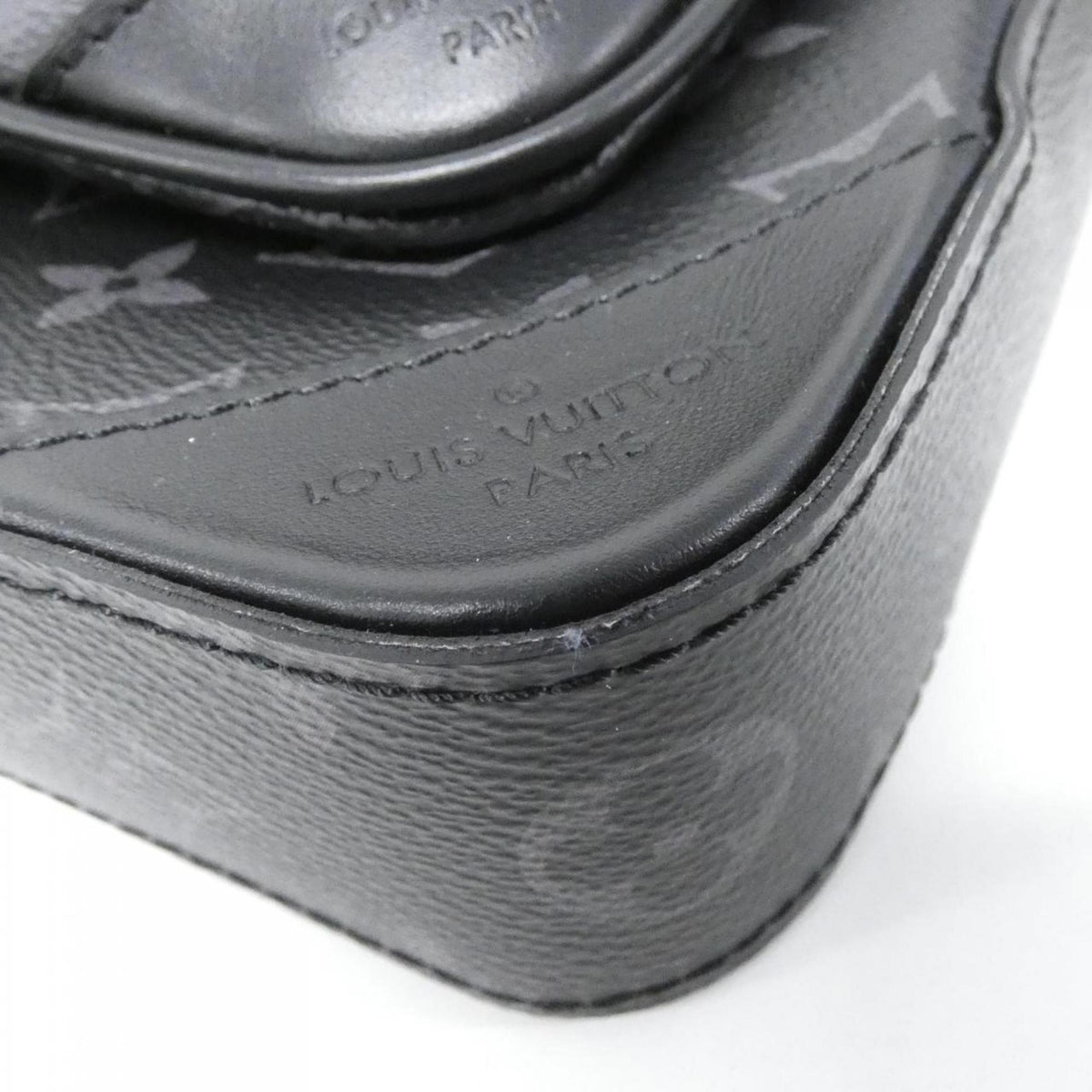 Louis Vuitton Monogram Eclipse Black Gris Coated Canvas Shoulder Bag (Pre-Owned)