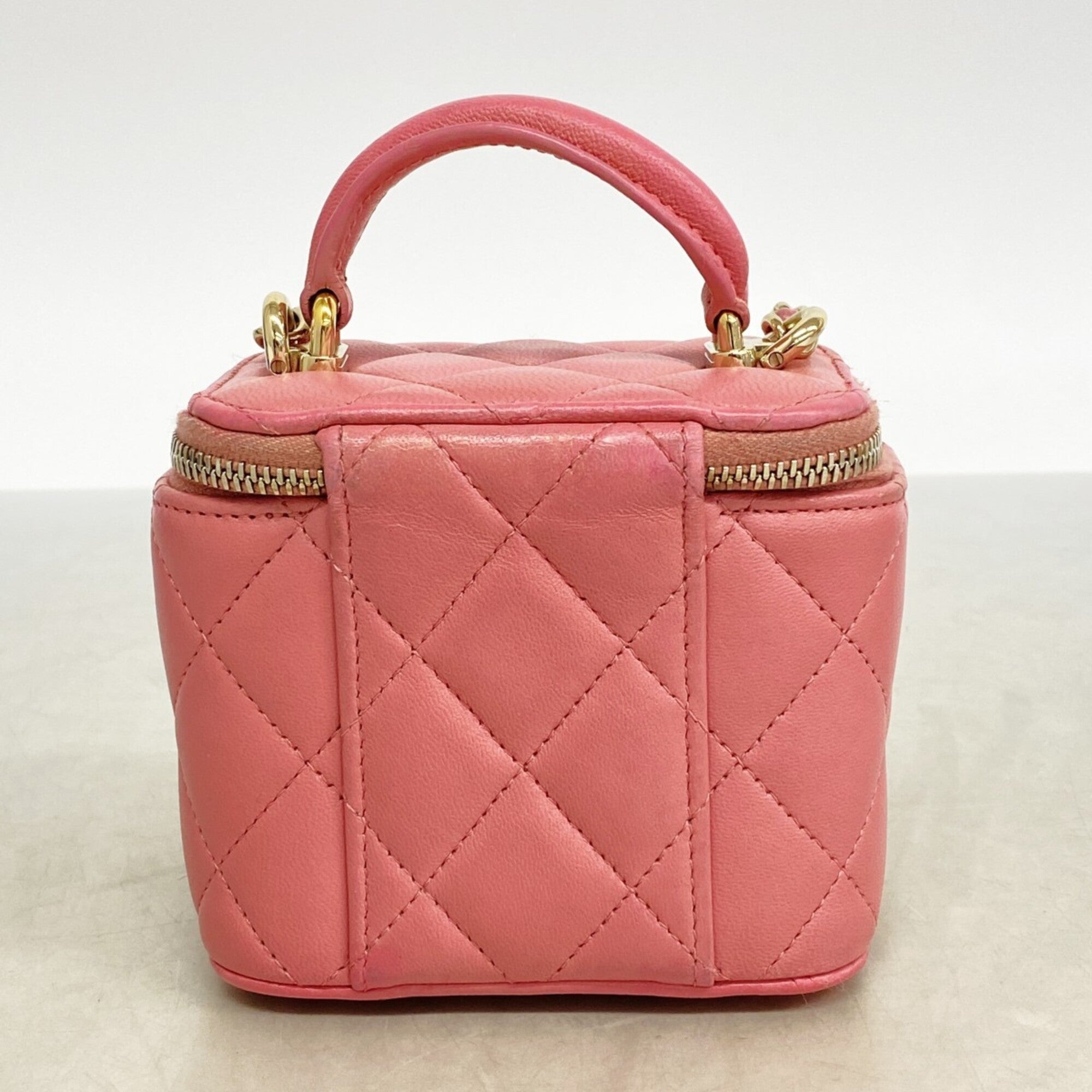 Chanel Pink Leather Vanity Bag (Pre-Owned)