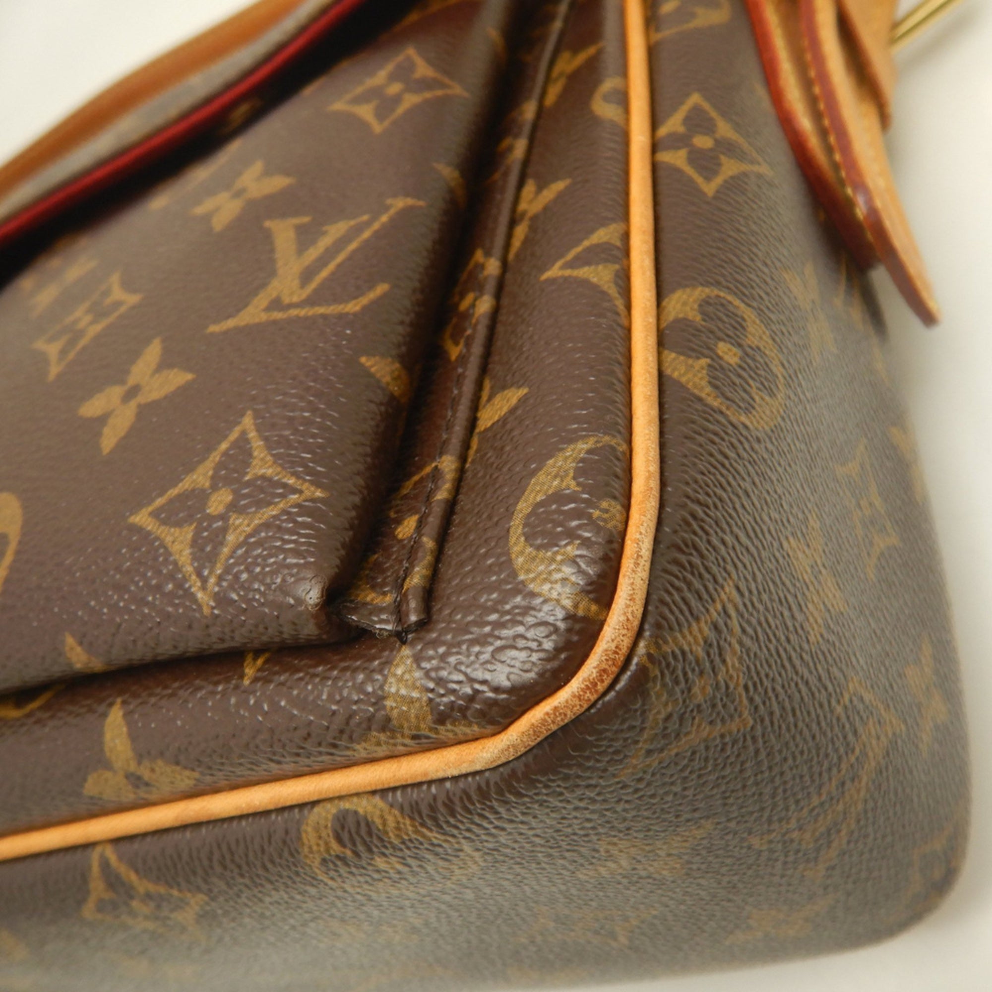 Louis Vuitton Monogram Brown Monogram Shoulder Bag (Pre-Owned)