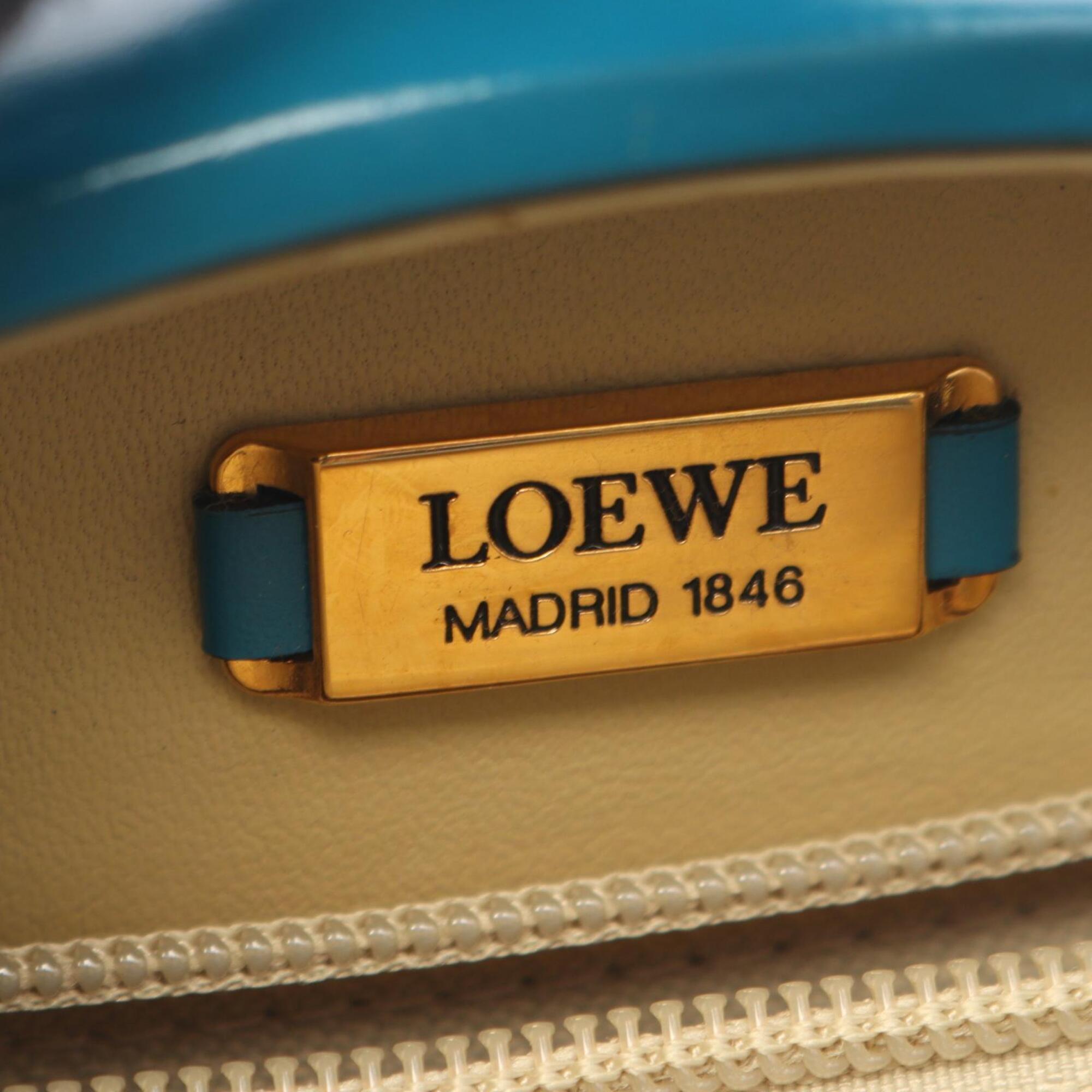 Loewe Green Leather Handbag (Pre-Owned)
