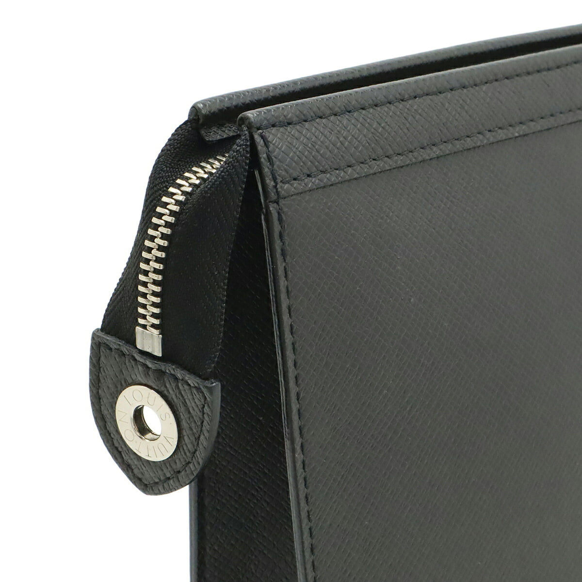 Louis Vuitton Black Noir Taiga Leather Clutch Bag Pochette (Pre-Owned)