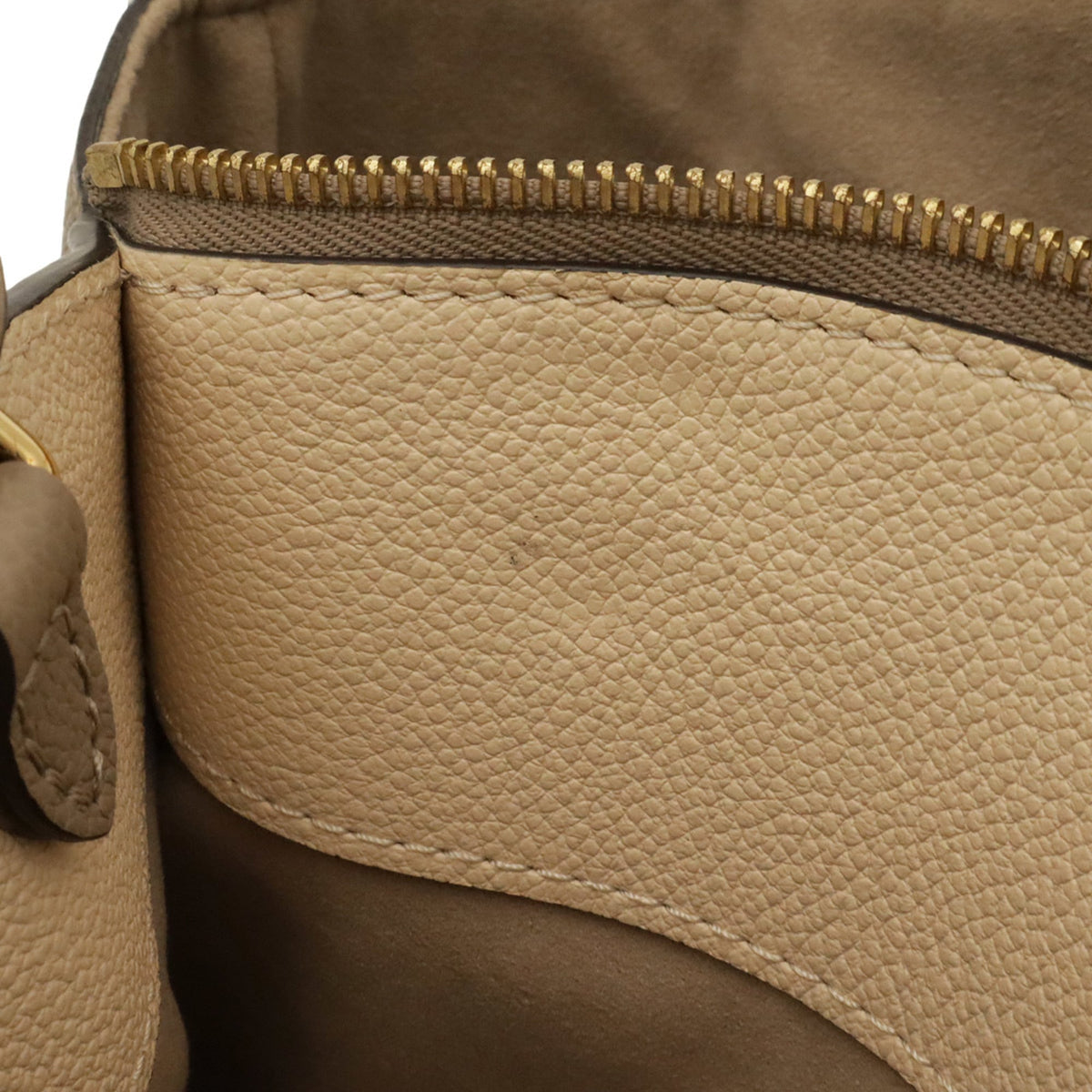 Louis Vuitton Beige Monogram Monogram Empreinte Handbag (Pre-Owned)