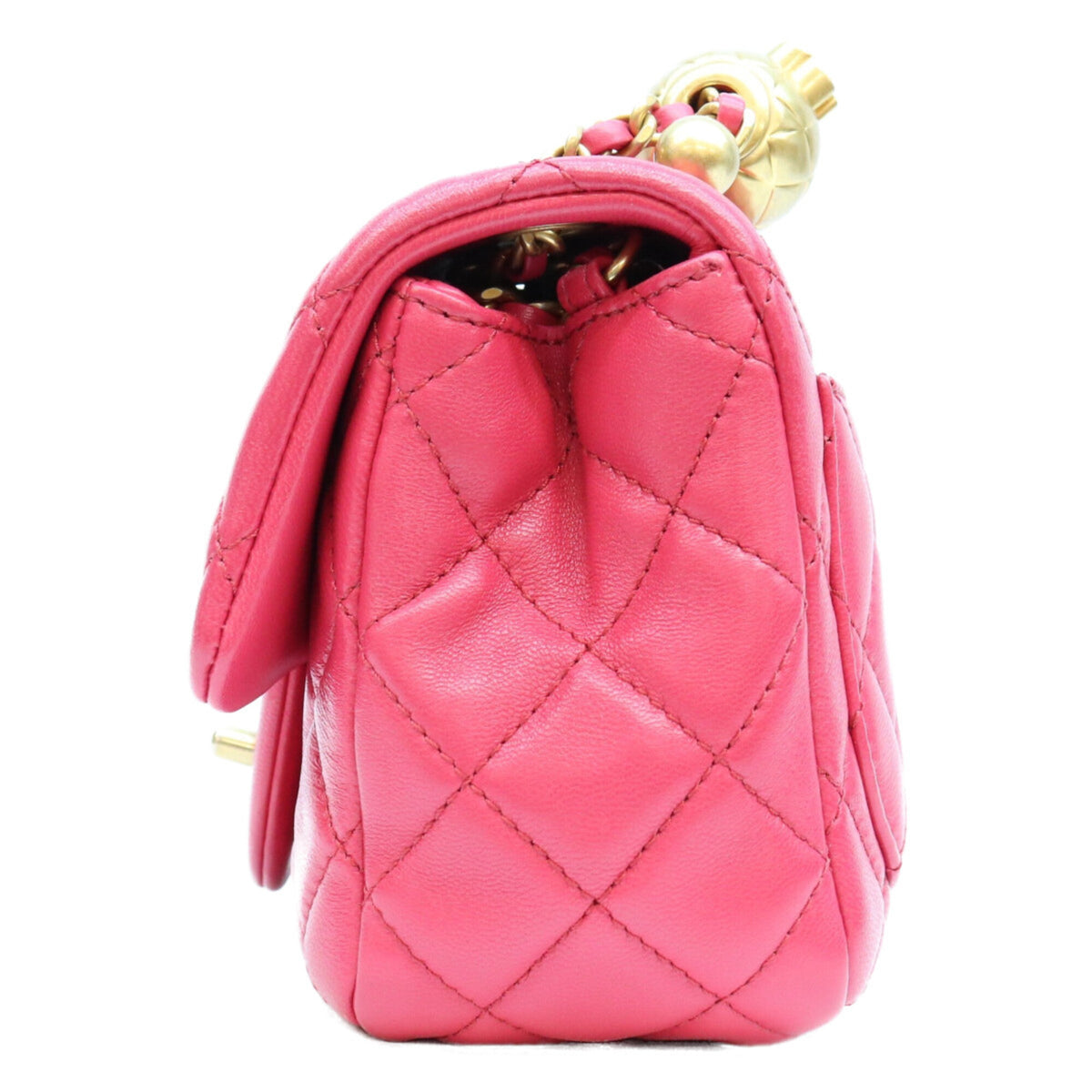 Chanel Pink Leather Shoulder Bag (Pre-Owned)