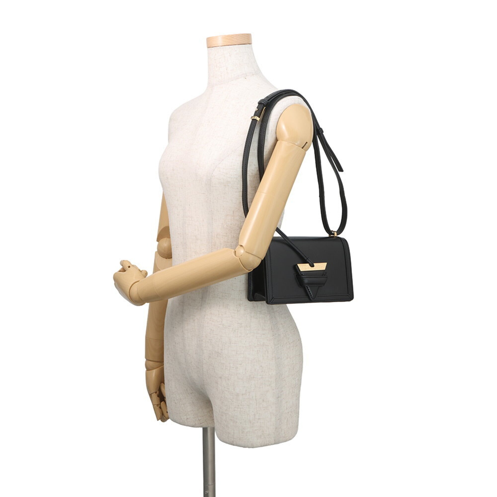 Loewe Barcelona Black Leather Handbag Shoulder Bag (Pre-Owned)