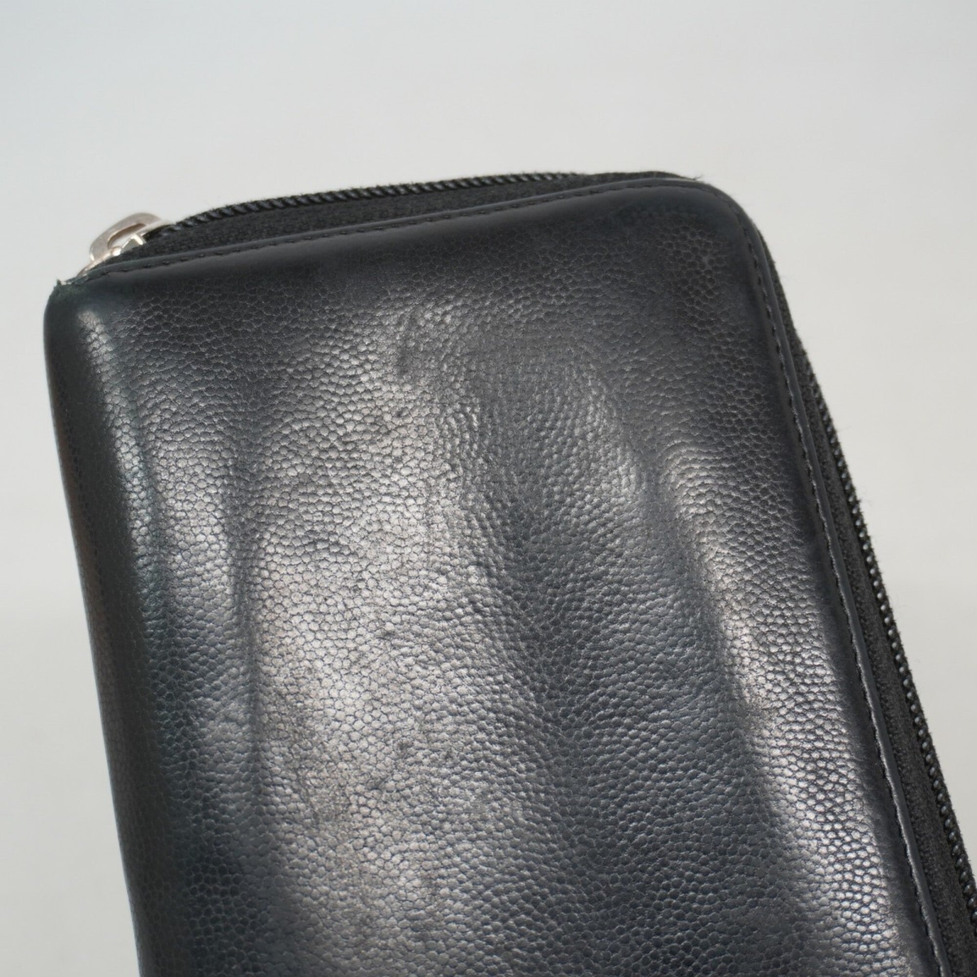 Chanel Black Leather Long Wallet (Bi-Fold) (Pre-Owned)