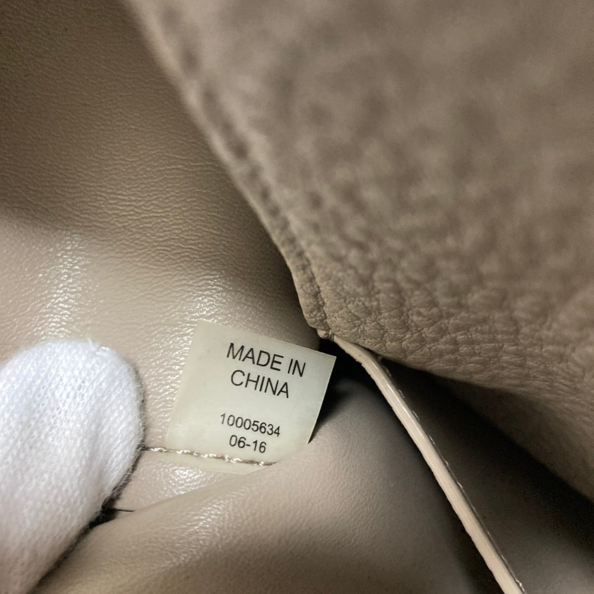 Tory Burch Gray Leather Tote Bag (Pre-Owned)