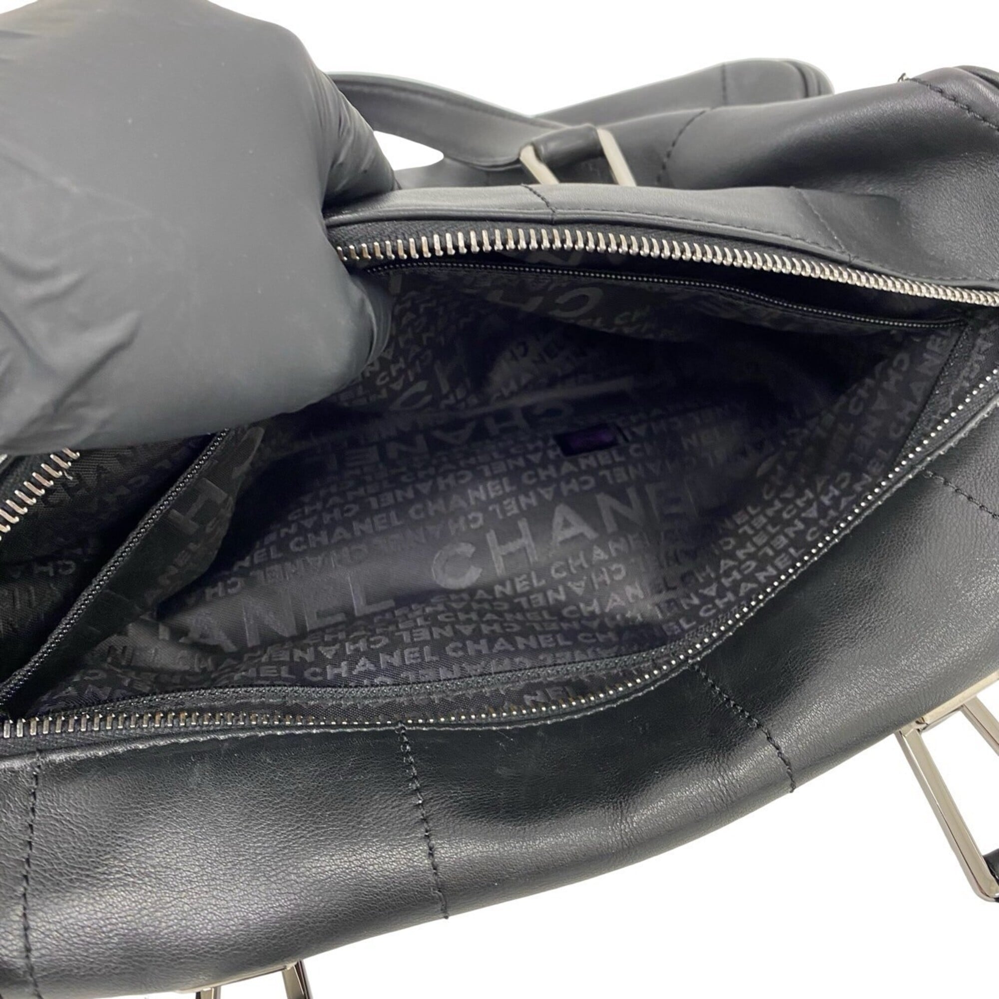 Chanel Black Leather Boston Bag Handbag (Pre-Owned)