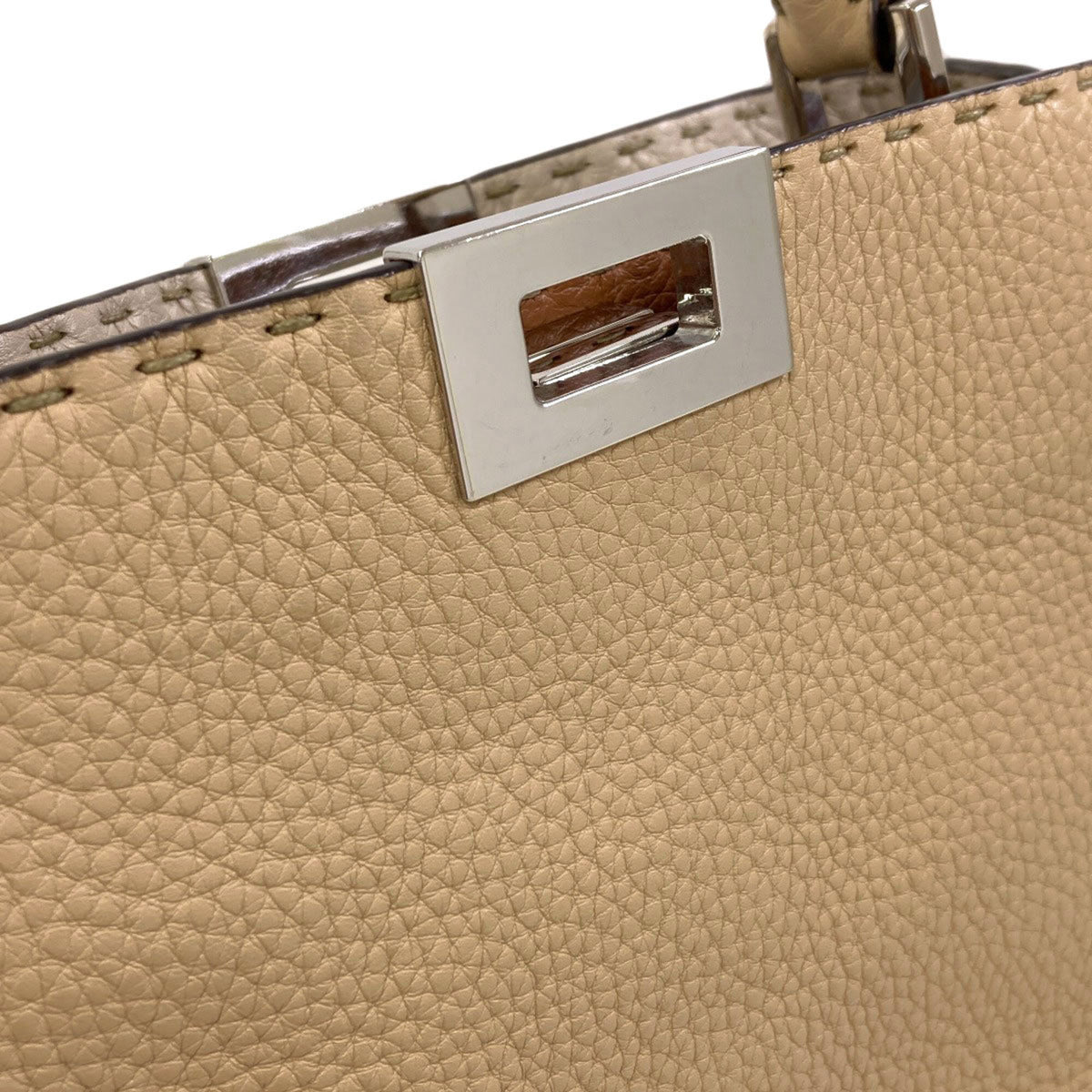 Fendi Beige Handbag (Pre-Owned)
