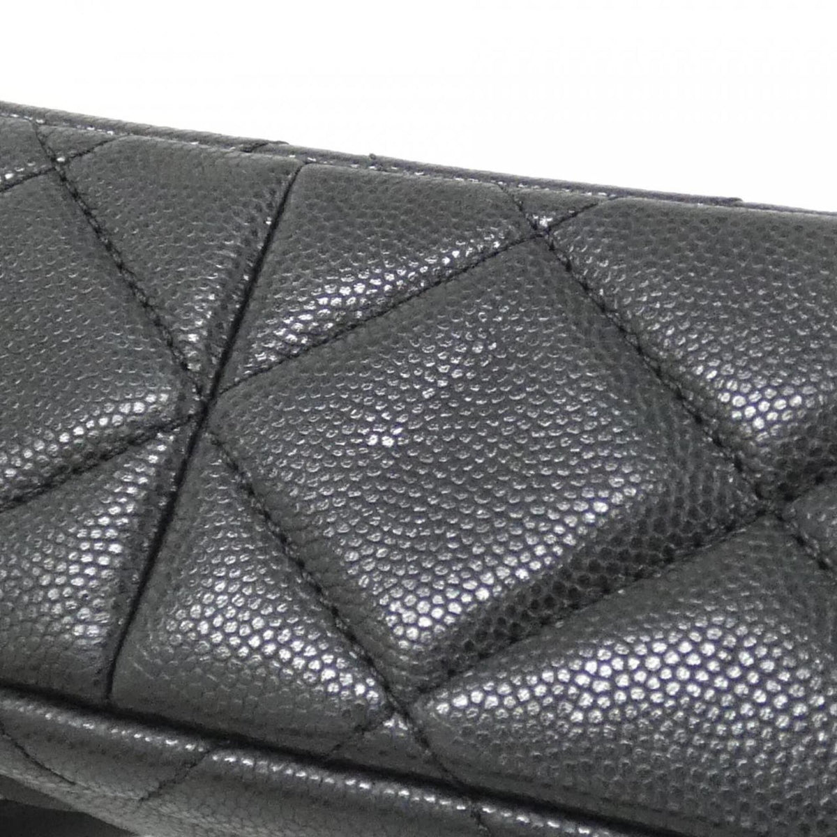 Chanel Black Grained Calfskin Shoulder Bag (Pre-Owned)