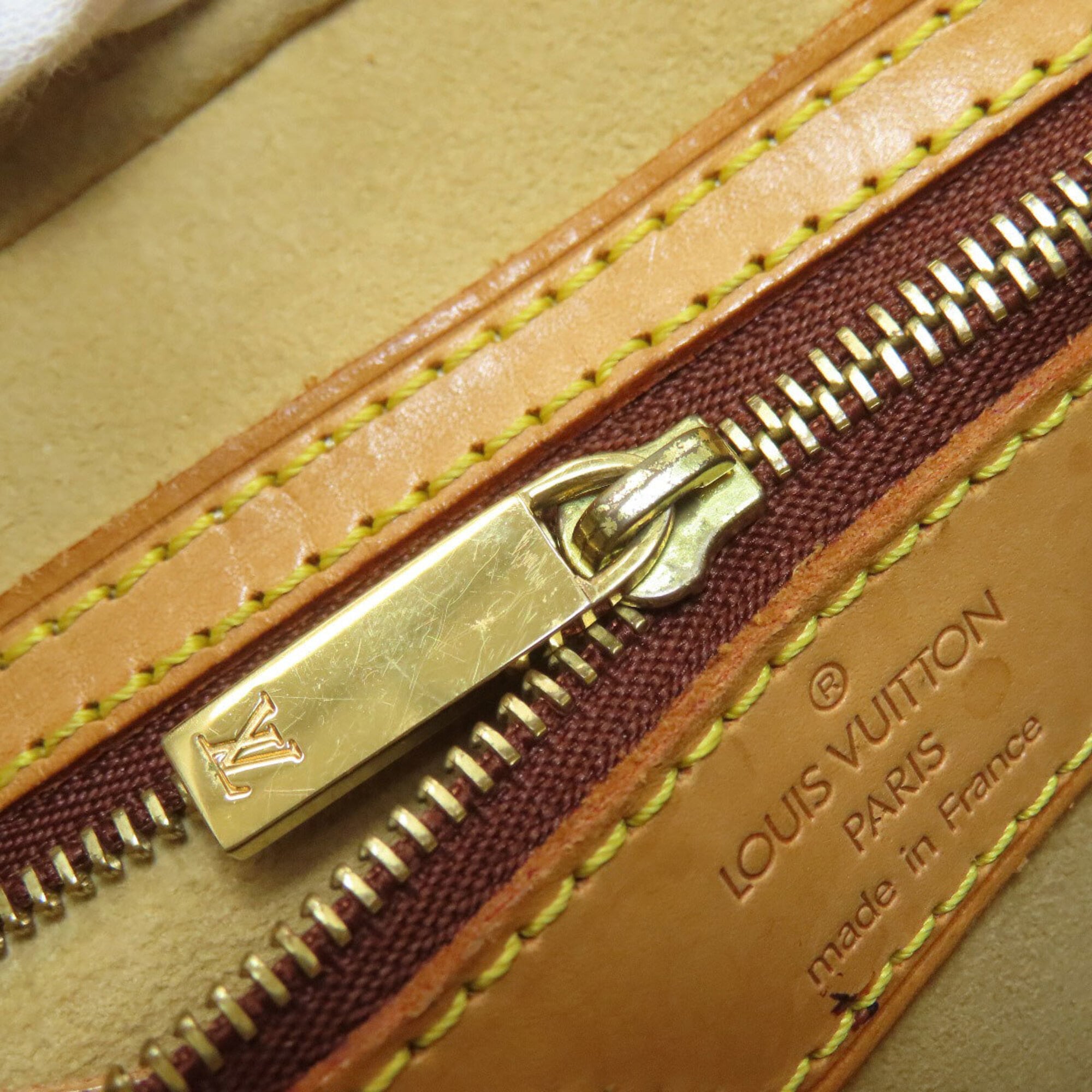 Louis Vuitton Brown Monogram Canvas Handbag (Pre-Owned)