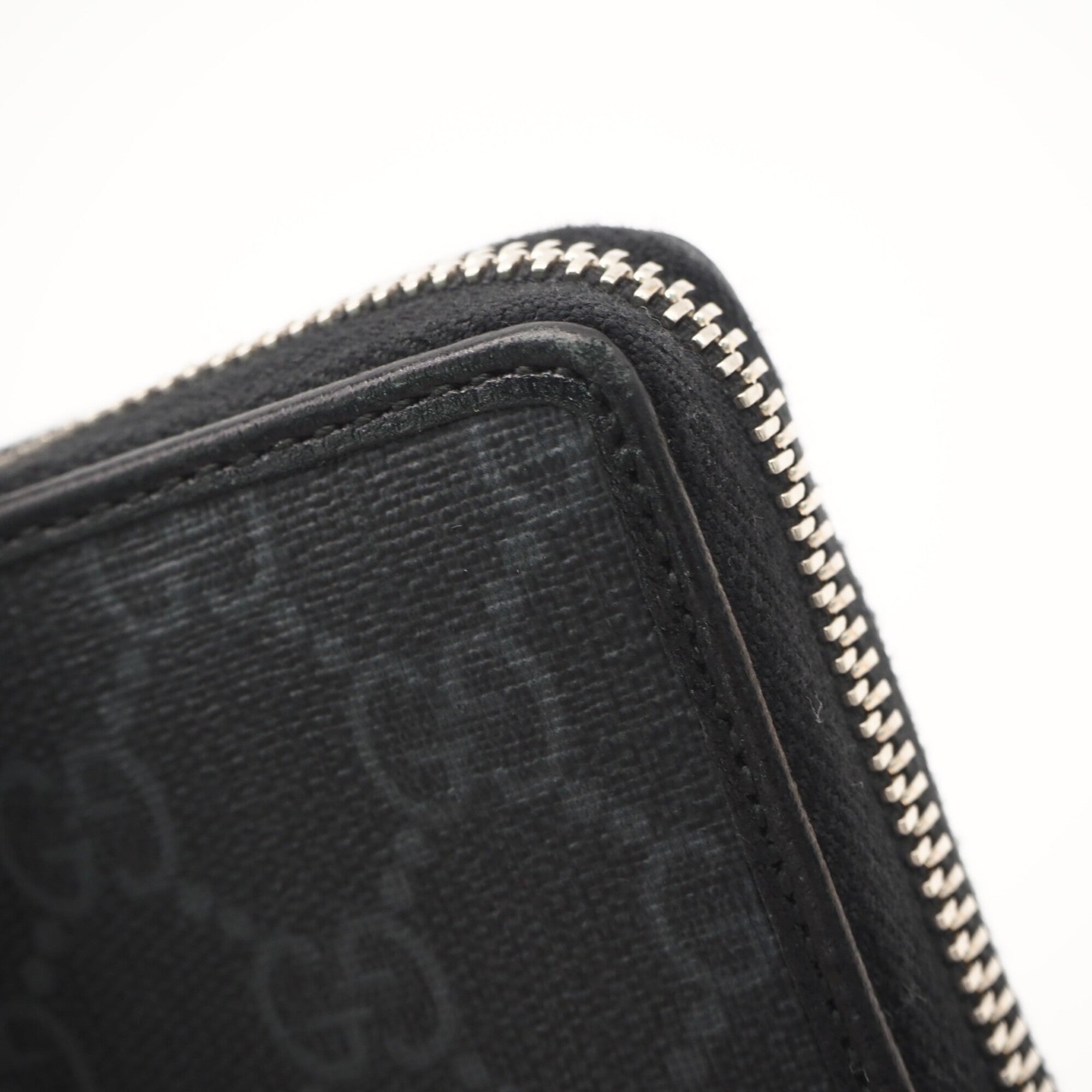 Gucci Gg Supreme Black Gray Coated Canvas Leather Long Wallet (Bi-Fold) (Pre-Owned)