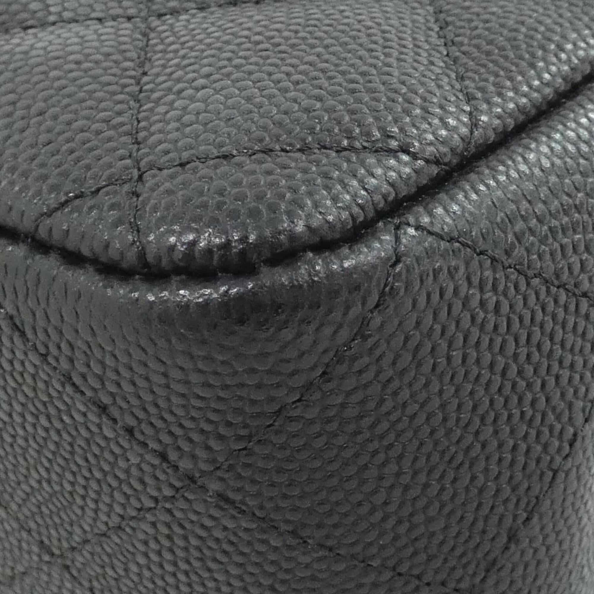 Chanel Black Grained Calfskin Shoulder Bag (Pre-Owned)