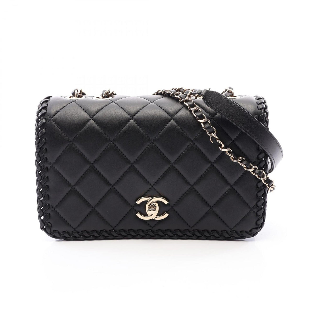 Chanel Black Leather Shoulder Bag (Pre-Owned)