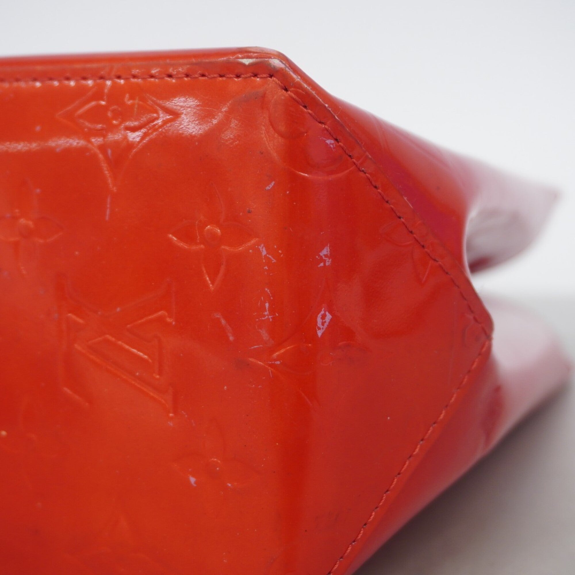 Louis Vuitton Rouge Handbag (Pre-Owned)