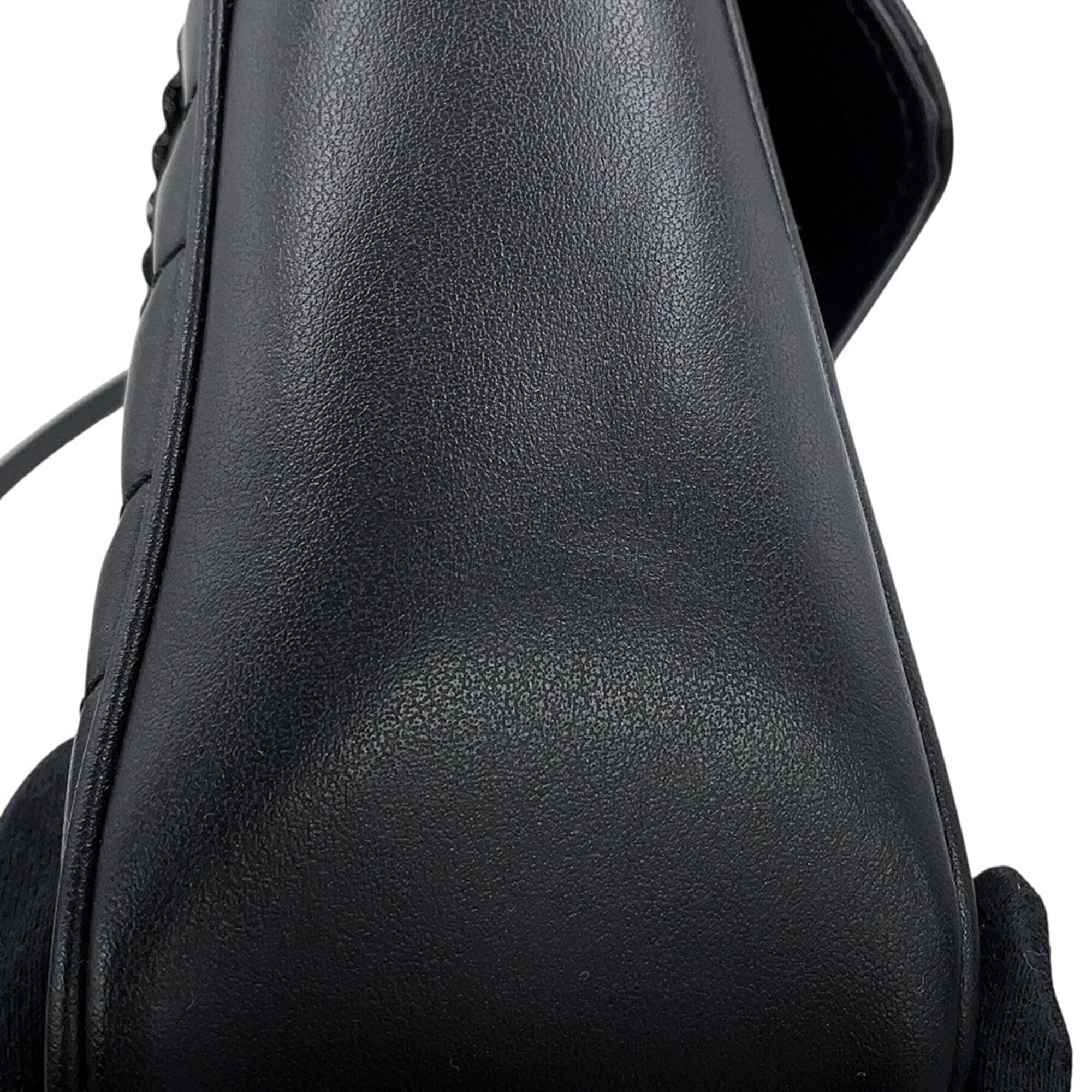 Gucci Black Leather Handbag Shoulder Bag (Pre-Owned)