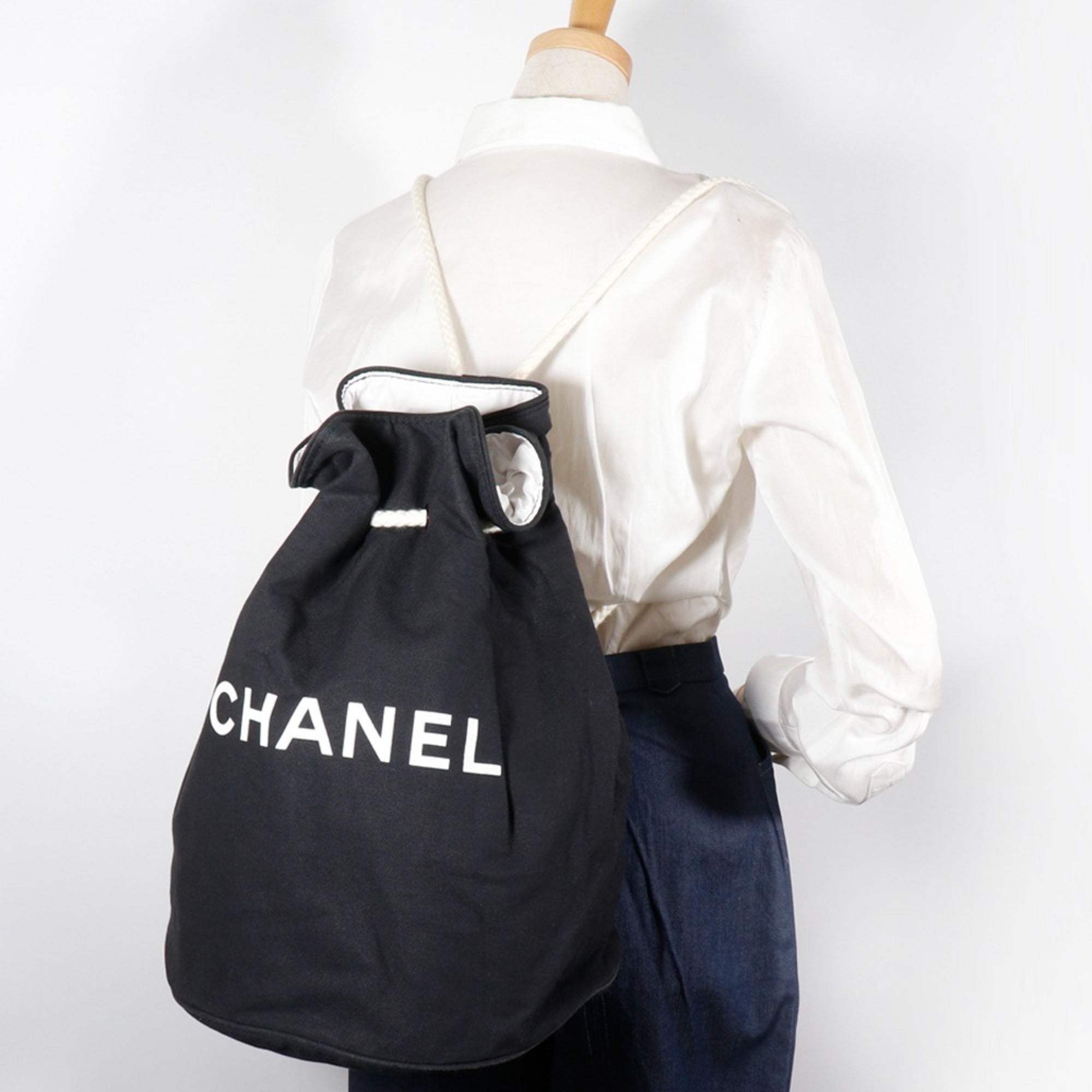 Chanel Black Canvas Shoulder Bag (Pre-Owned)