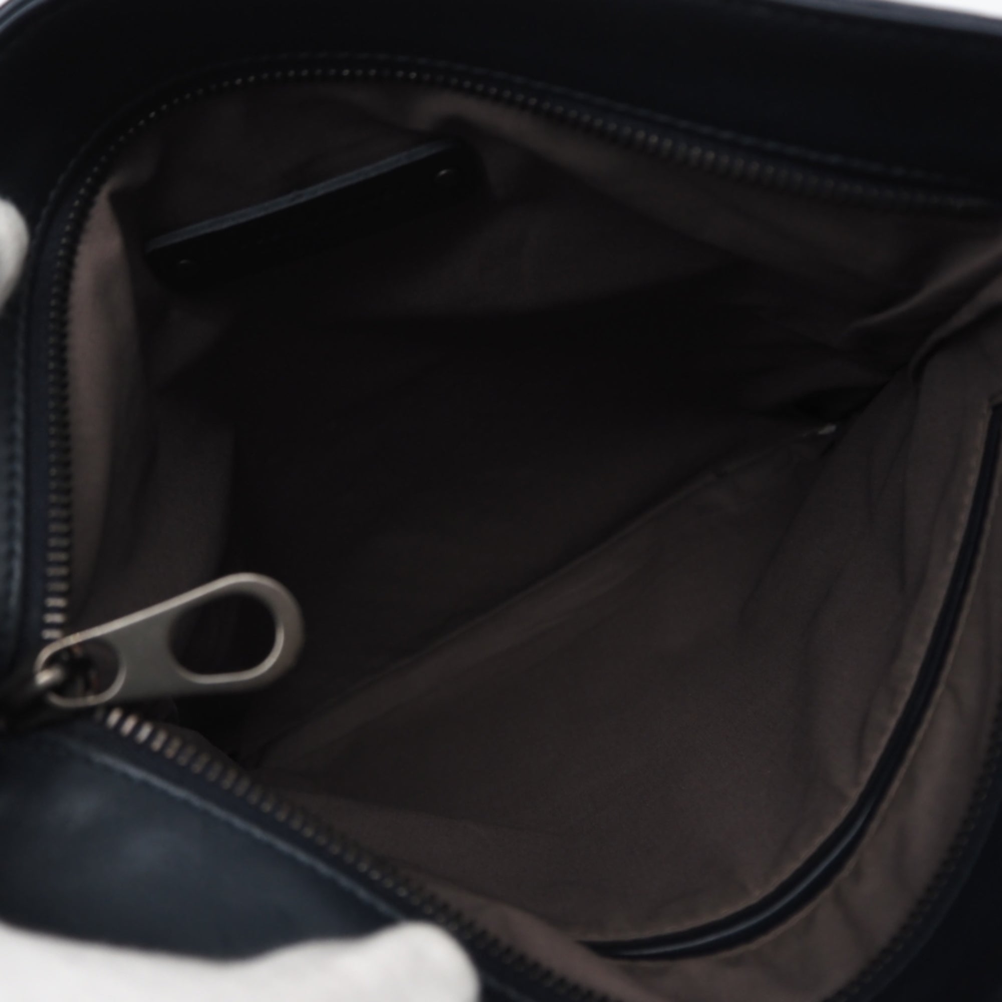 Bottega Veneta Navy Leather Shoulder Bag (Pre-Owned)