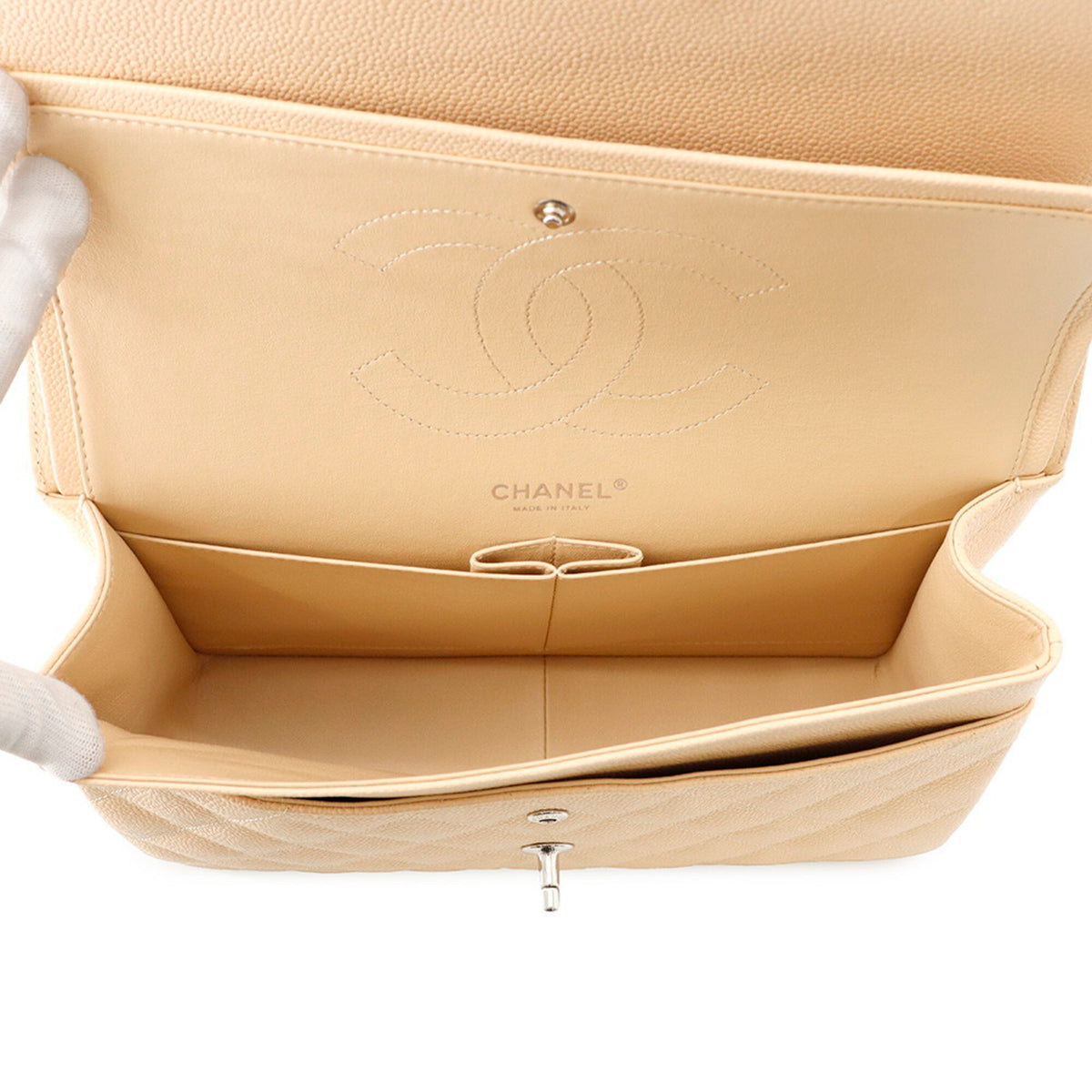 Chanel Matelasse Beige Grained Calfskin Handbag Shoulder Bag (Pre-Owned)