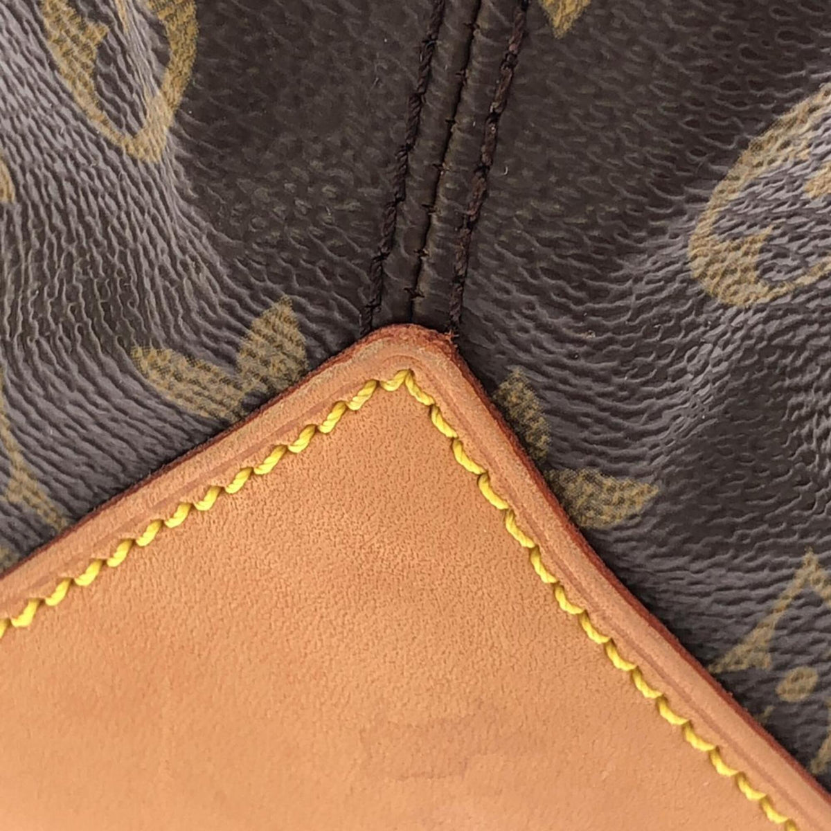 Louis Vuitton Brown Coated Canvas Handbag (Pre-Owned)