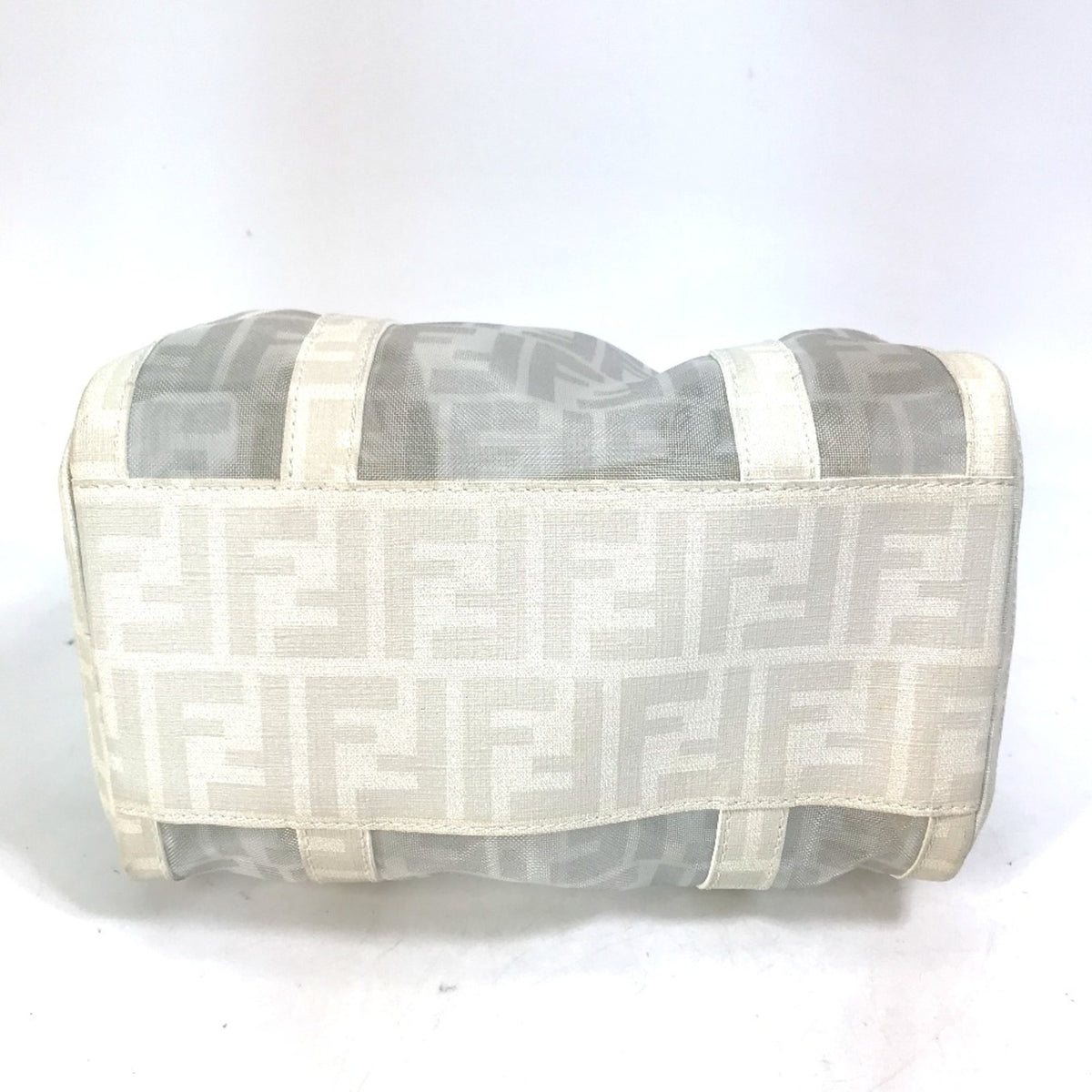 Fendi White Leather Boston Bag (Pre-Owned)
