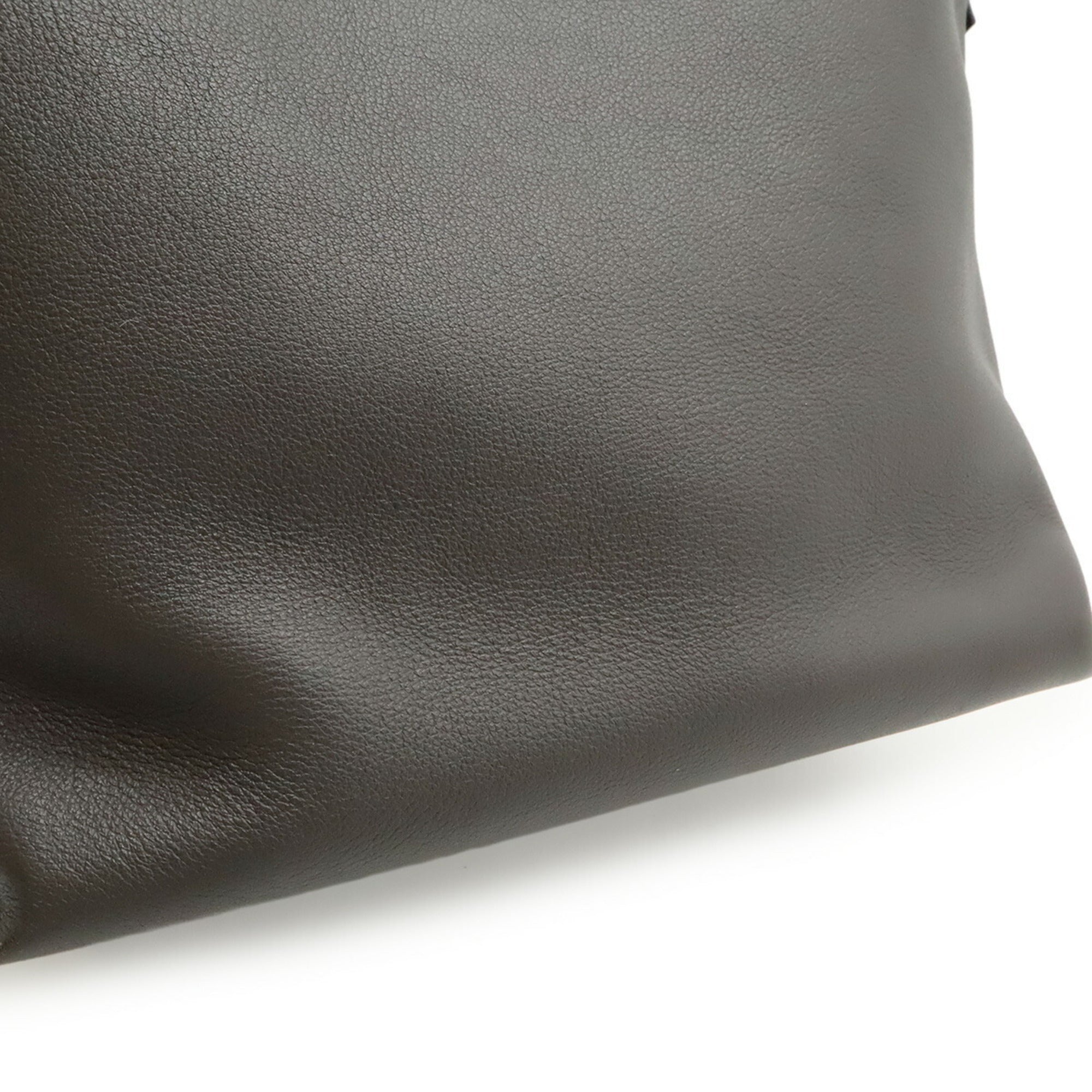 Loewe Charcoal Gray Leather Shoulder Bag (Pre-Owned)