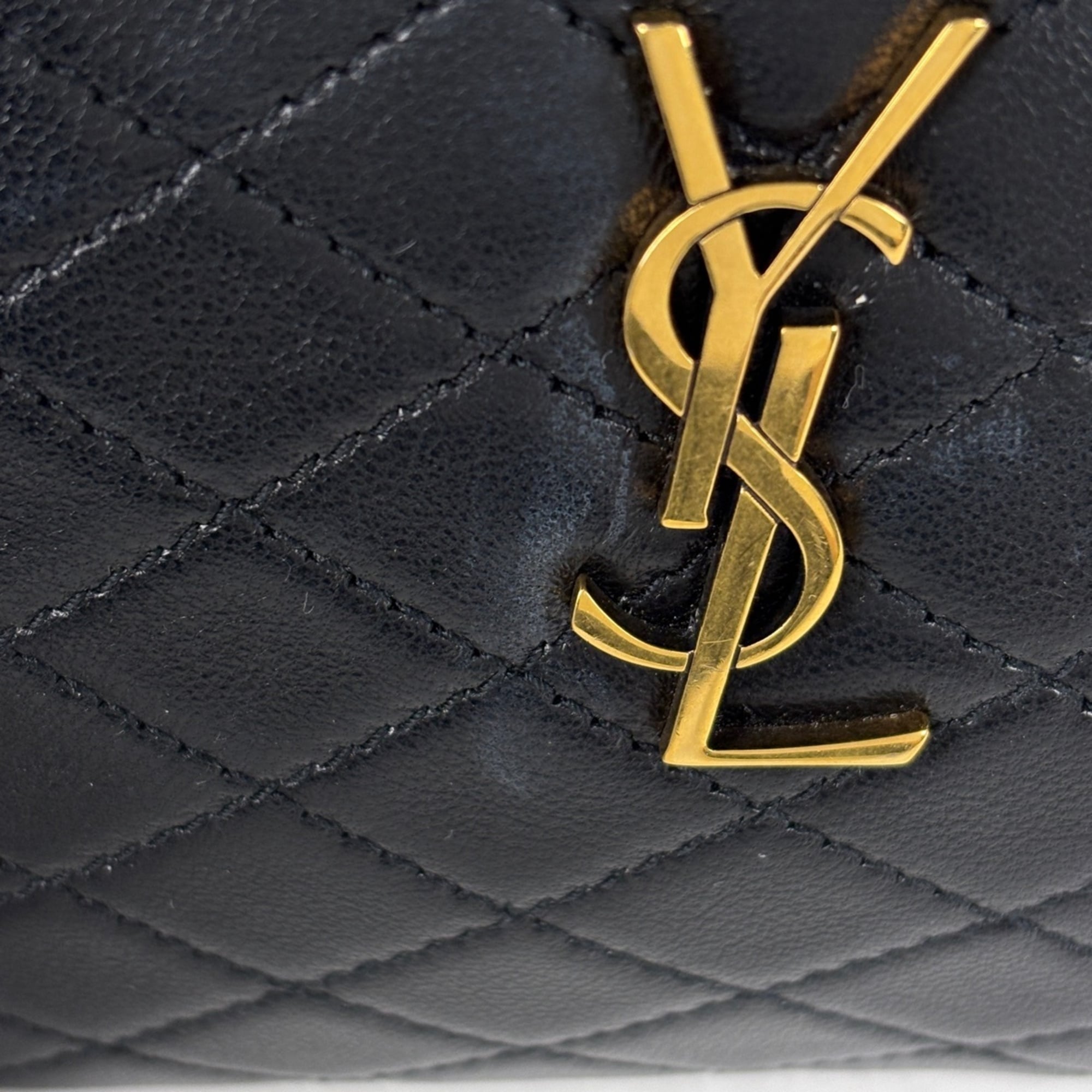 Saint Laurent Black Leather Shoulder Bag (Pre-Owned)