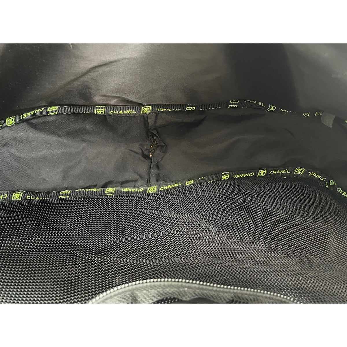 Chanel Sport Black Clear Nylon Shoulder Bag (Pre-Owned)