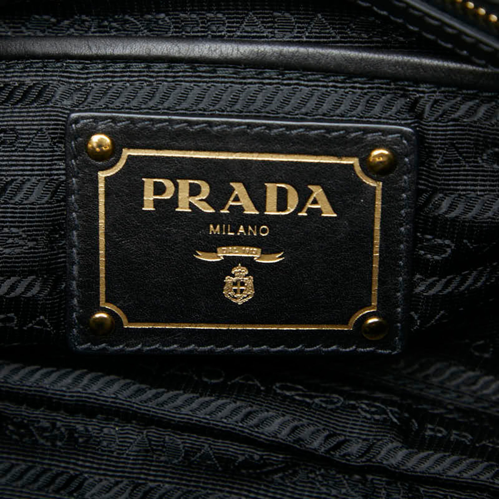 Prada Black Leather Handbag Shoulder Bag (Pre-Owned)