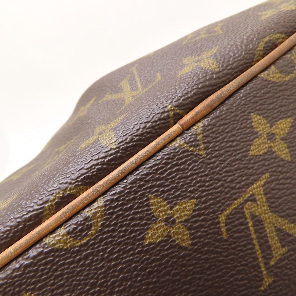 Louis Vuitton Brown Monogram Monogram Handbag (Pre-Owned)