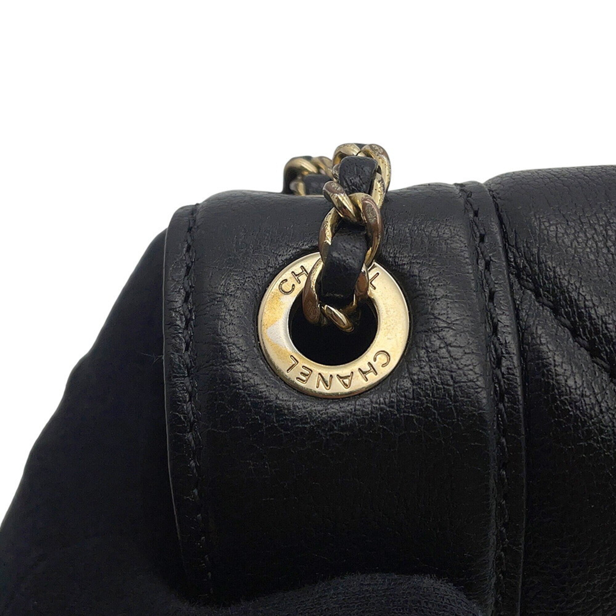 Chanel Black Leather Handbag Shoulder Bag (Pre-Owned)