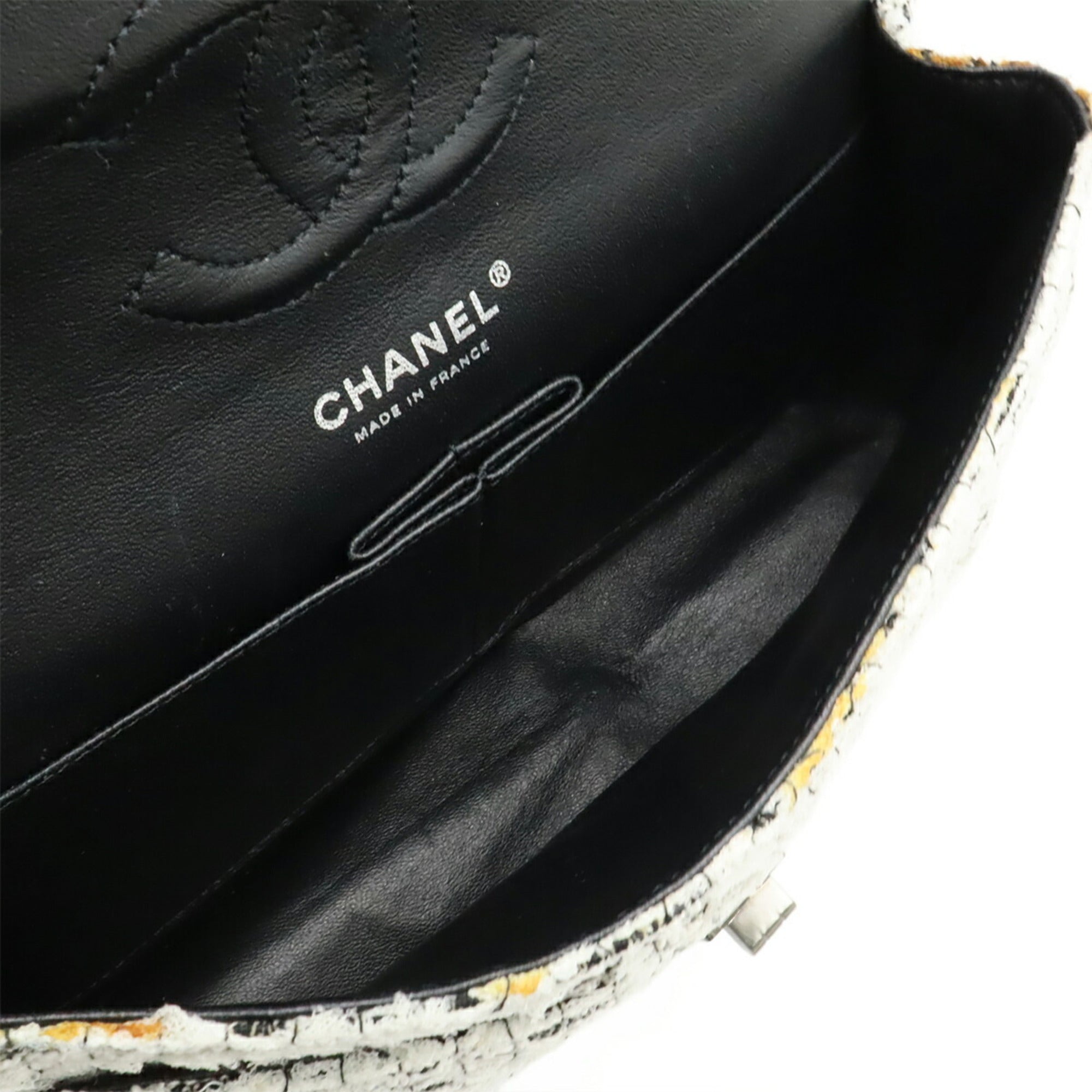 Chanel Black White Tweed Leather Shoulder Bag (Pre-Owned)