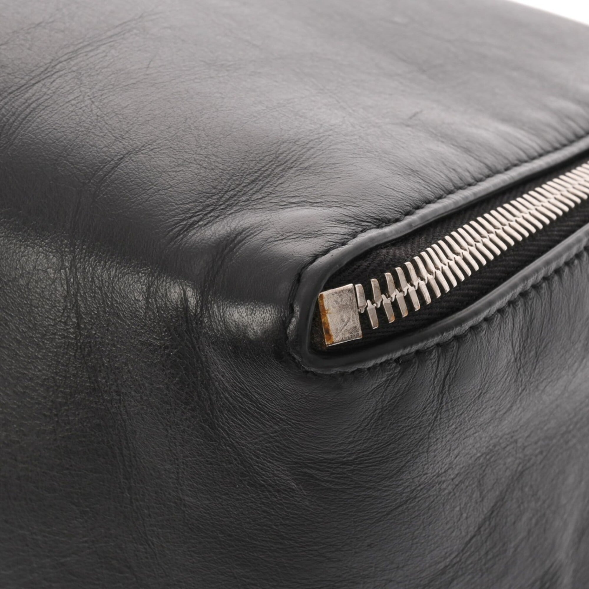 Bottega Veneta Black Leather Clutch Bag (Pre-Owned)