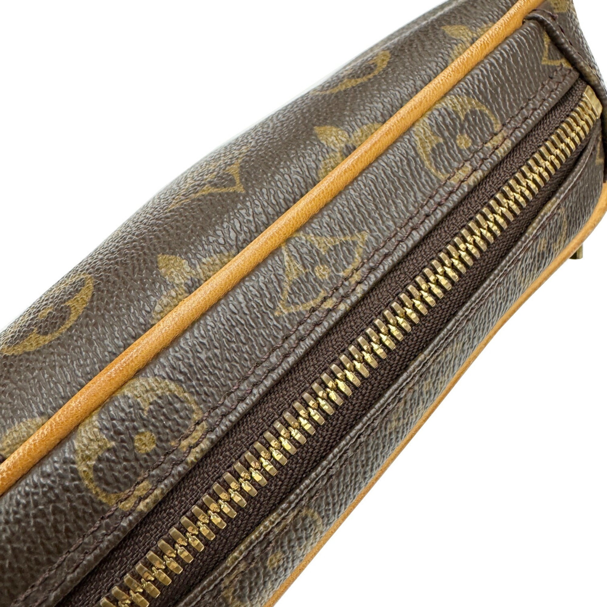 Louis Vuitton Brown Monogram Monogram Shoulder Bag Sling Bag (Pre-Owned)