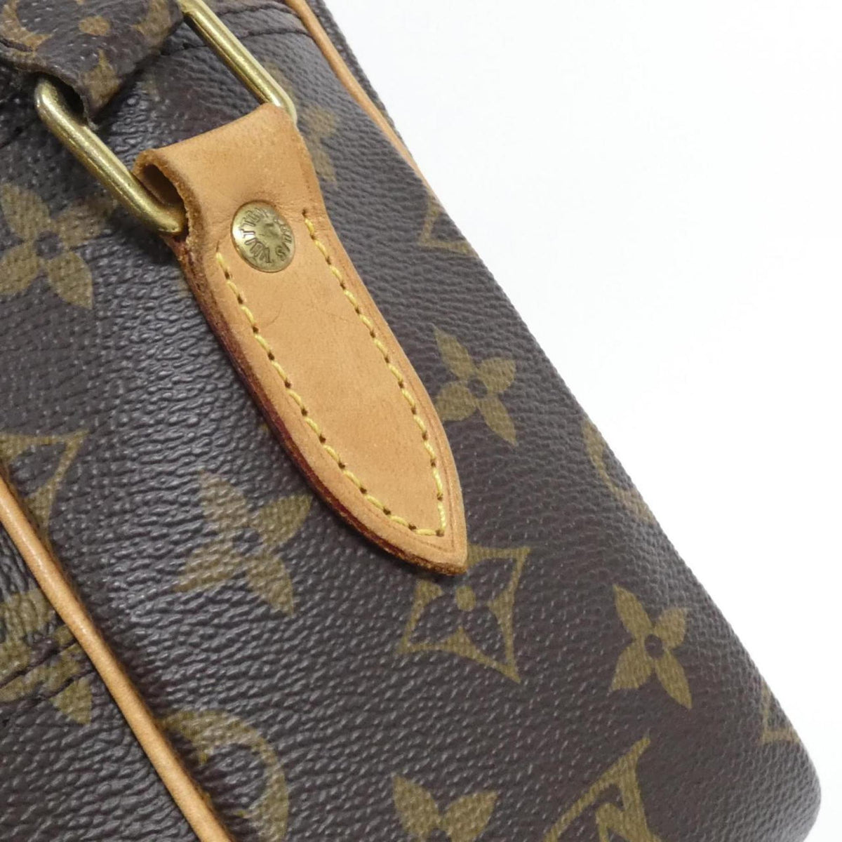 Louis Vuitton Marron Coated Canvas Shoulder Bag (Pre-Owned)