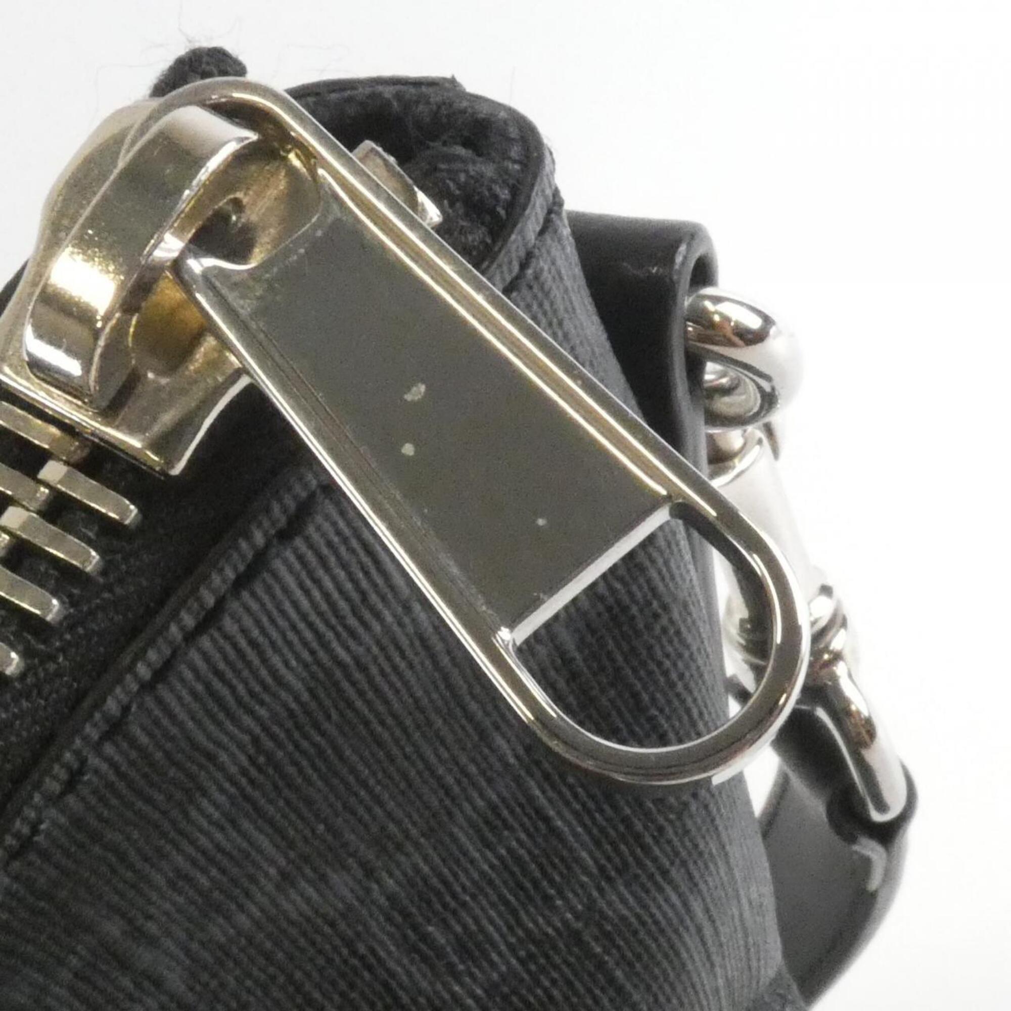 Gucci Black Gray Gg Supreme Shoulder Bag (Pre-Owned)