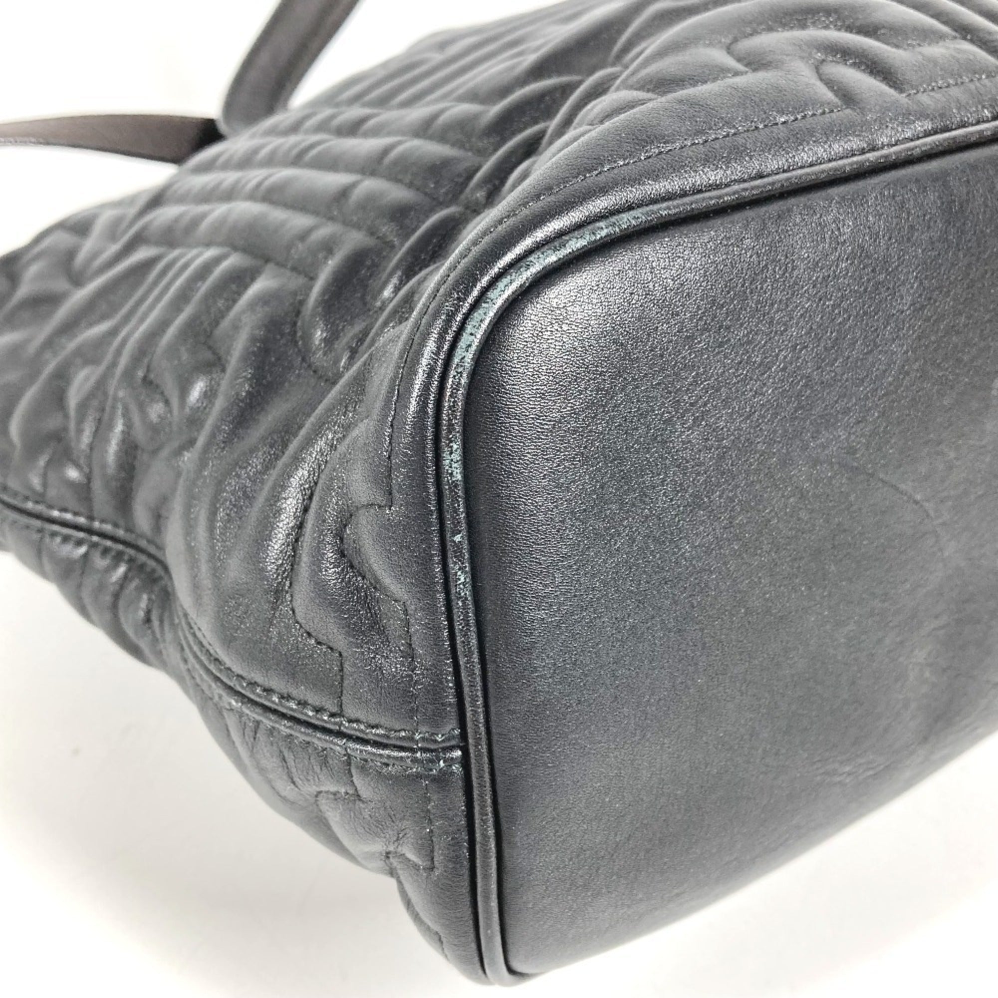 Bvlgari Black Leather Handbag Shoulder Bag (Pre-Owned)