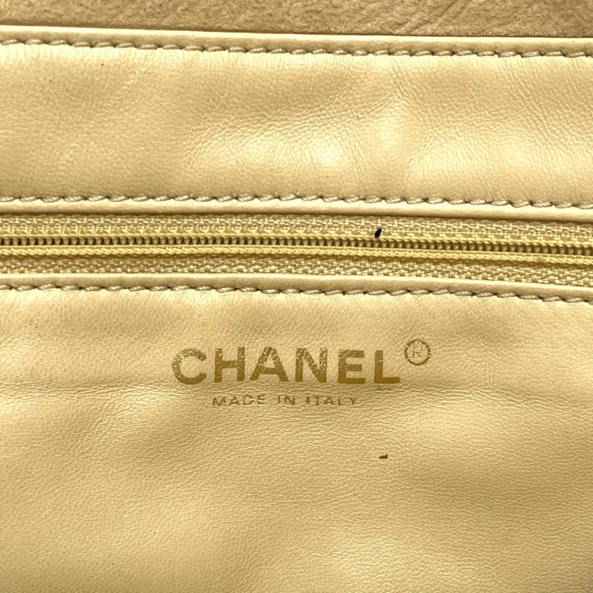 Chanel Beige Other Handbag (Pre-Owned)