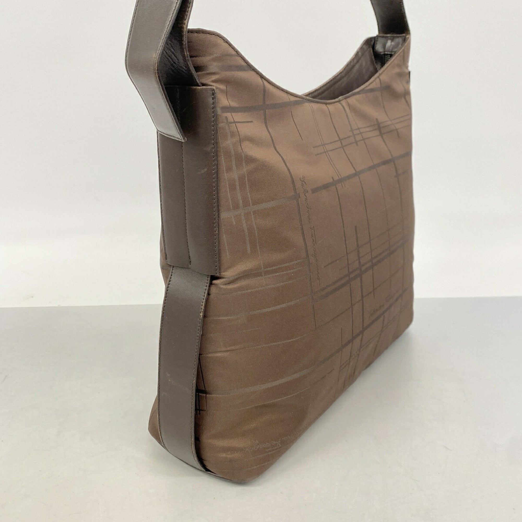 Salvatore Ferragamo Dark Brown Nylon Shoulder Bag (Pre-Owned)