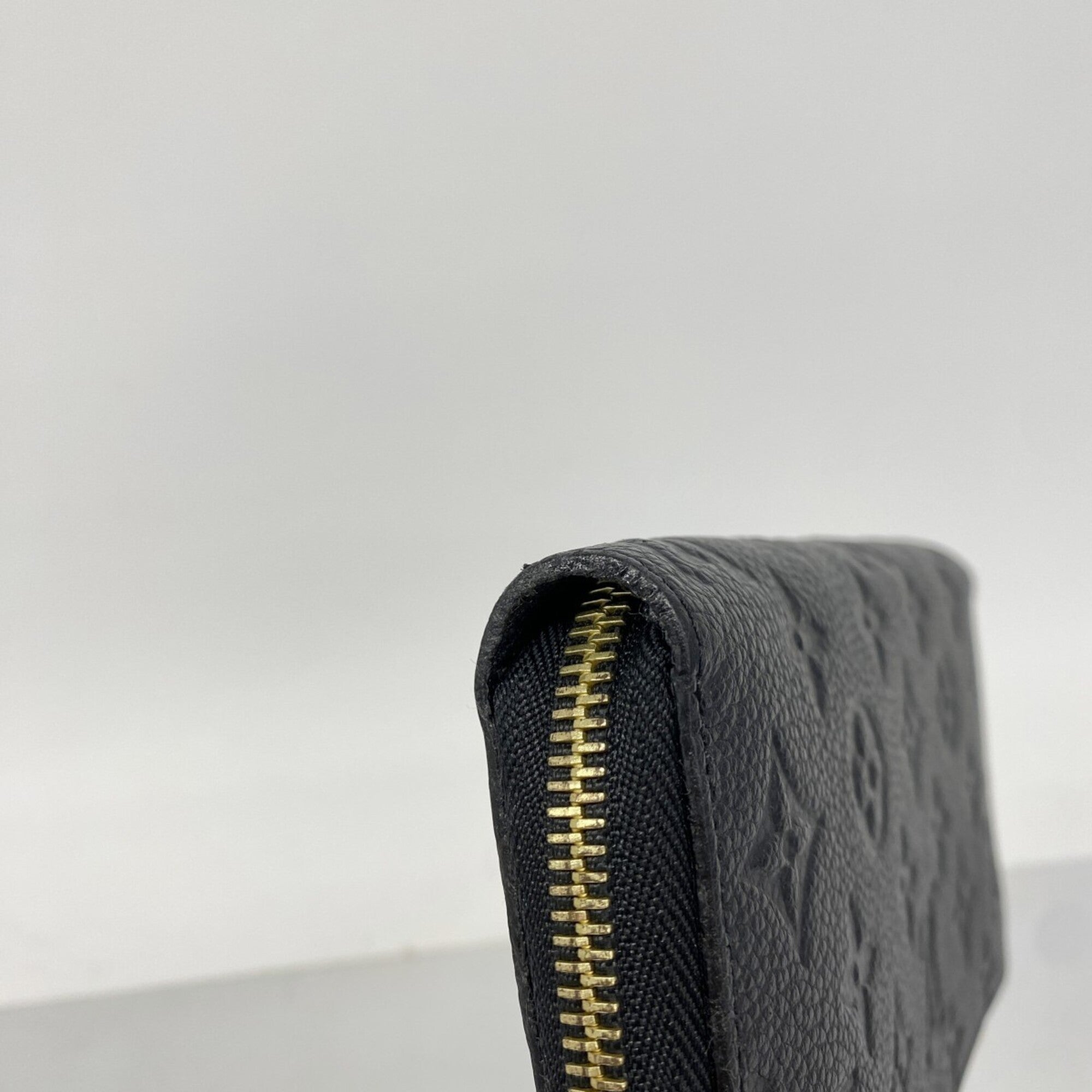 Louis Vuitton Noir Long Wallet (Bi-Fold) (Pre-Owned)