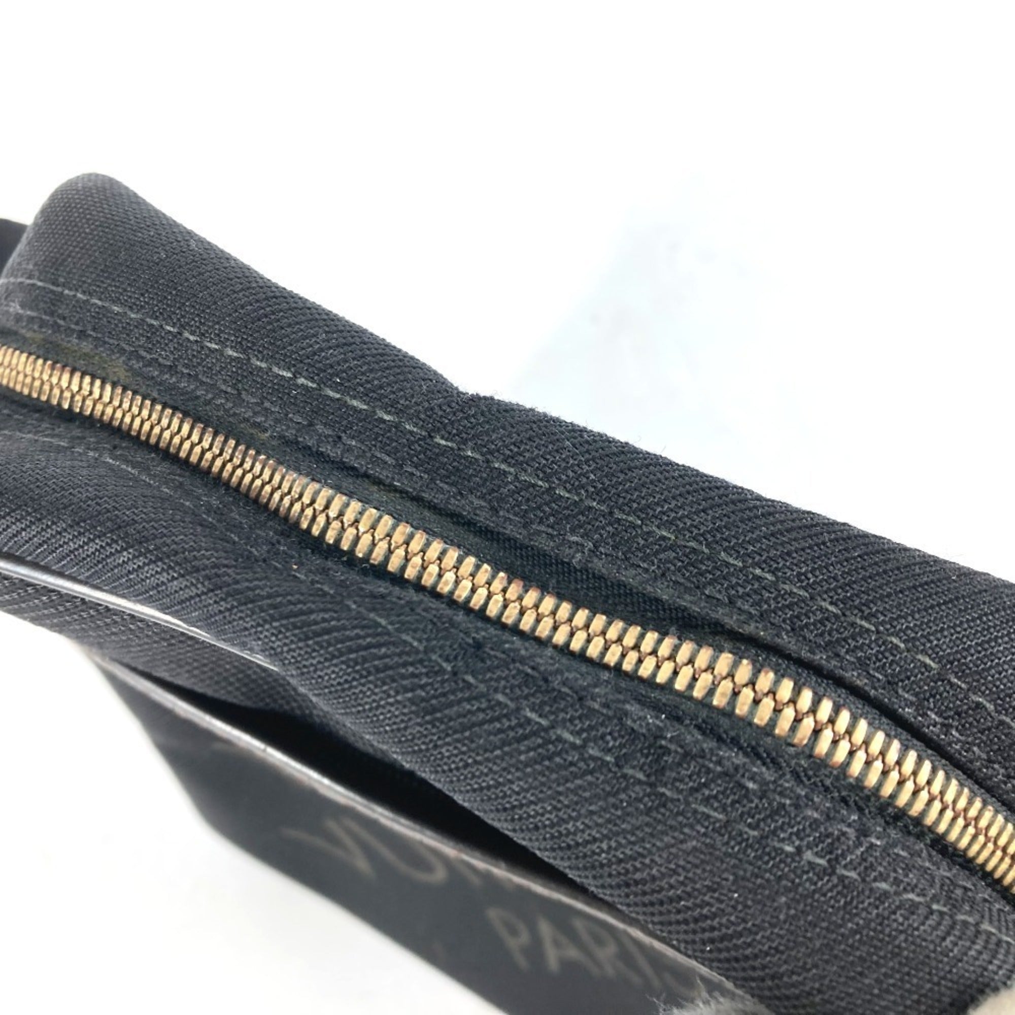 Louis Vuitton Black Noir Damier Geant Pochette Shoulder Bag (Pre-Owned)